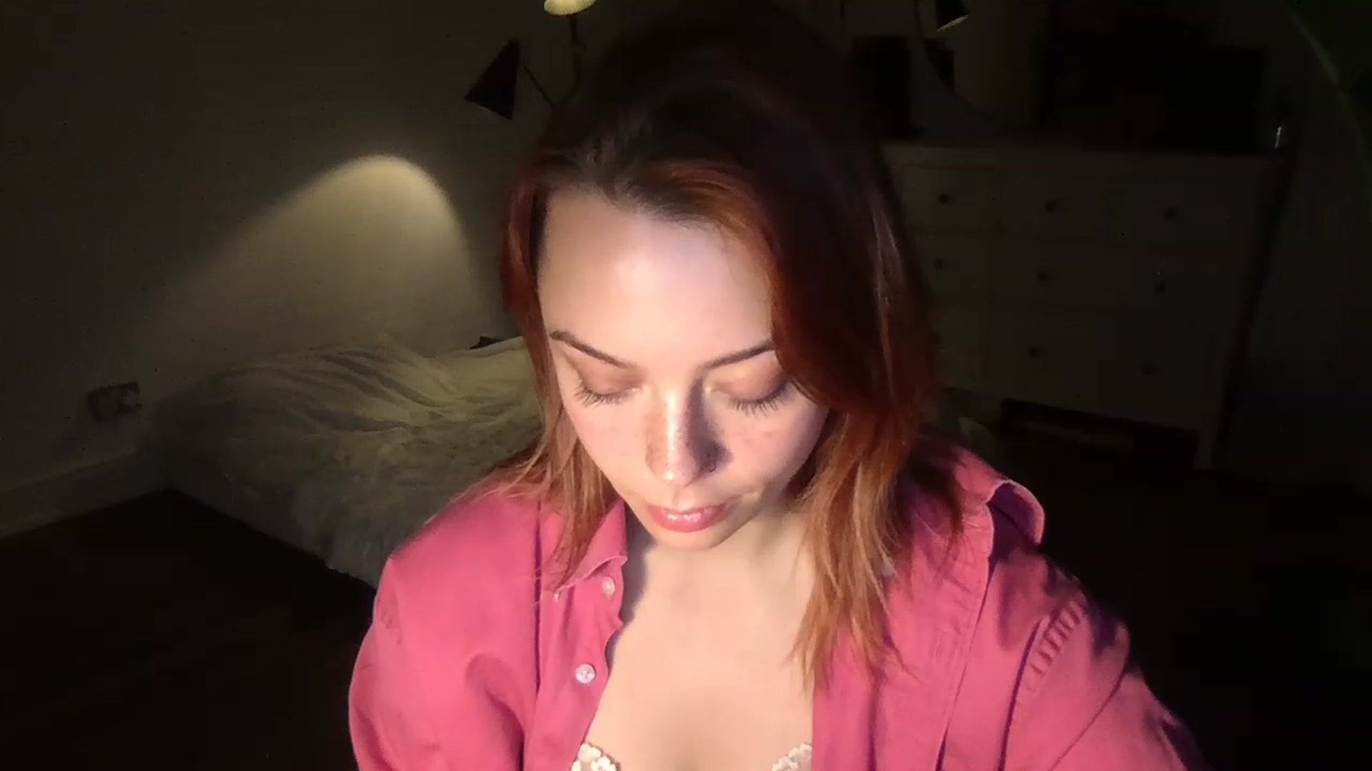 Gallery image thumbnail from cybergem's myfreecams stream on, 02/18/2023, 19:17 image 15 of 20