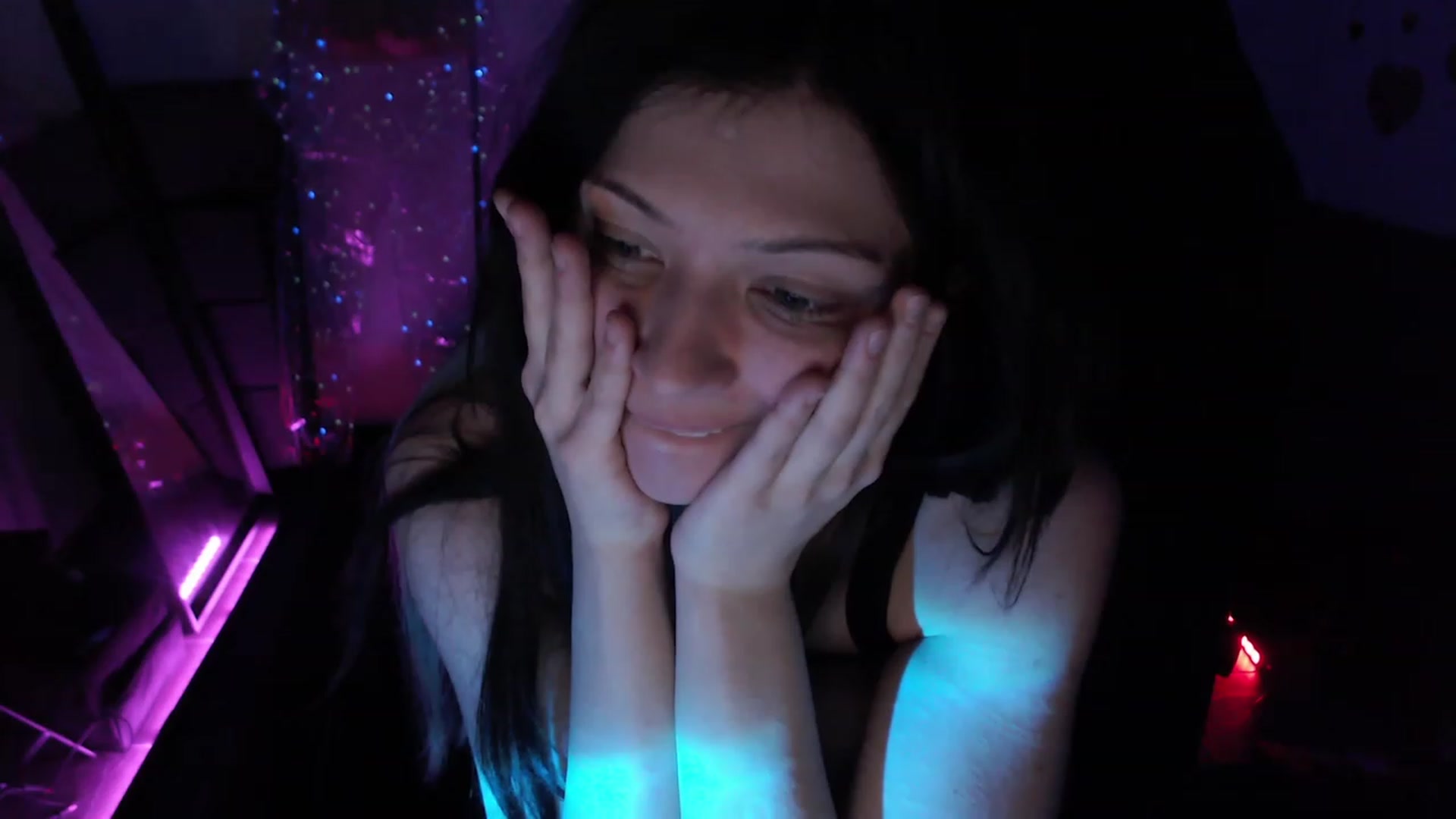 Gallery image thumbnail from dRoomToAvoi's myfreecams stream on, 07/26/2023, 04:25 image 11 of 20
