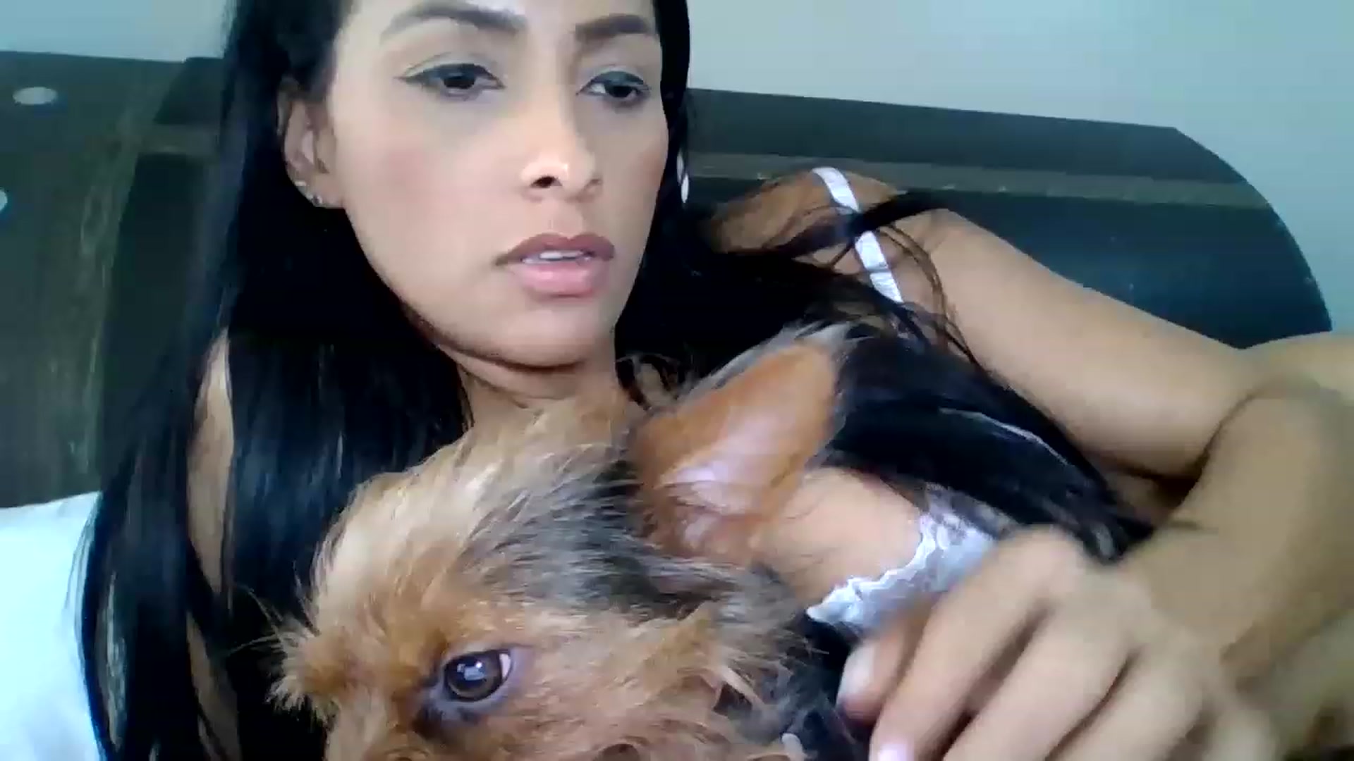 Gallery image thumbnail from dabaxoxo's myfreecams stream on, 12/23/2022, 17:17 image 15 of 20