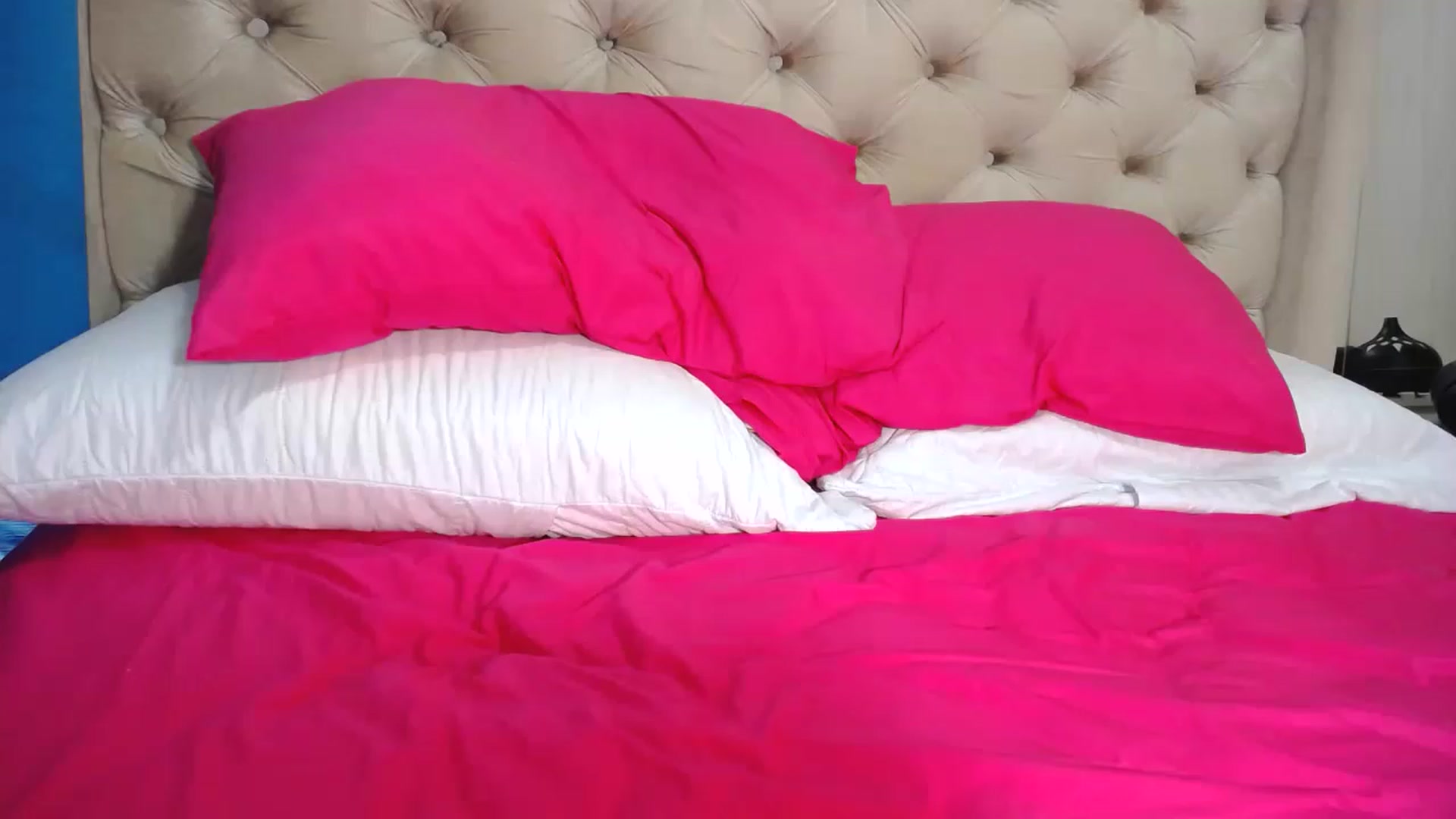 Gallery image thumbnail from dabaxoxo's myfreecams stream on, 03/07/2023, 20:15 image 20 of 20