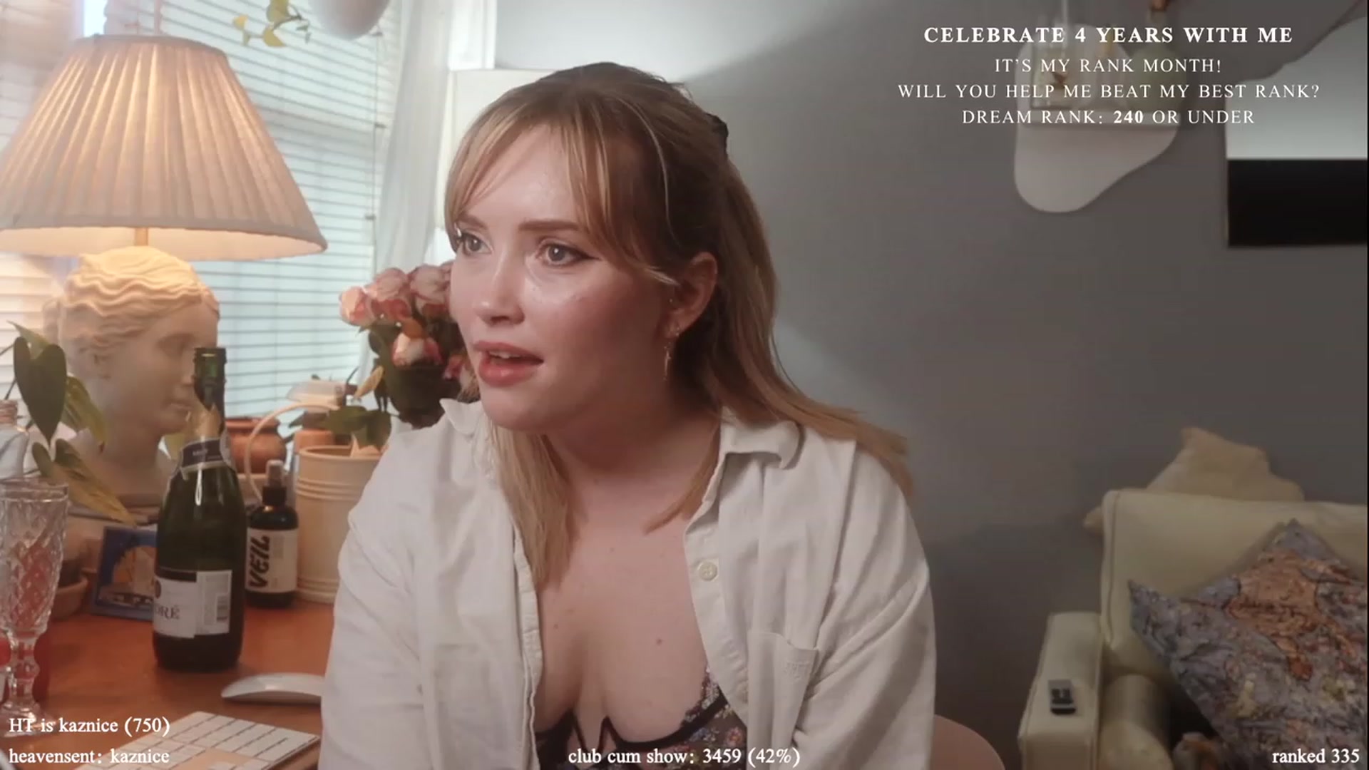 Gallery image thumbnail from daddyissues's myfreecams stream on, 11/24/2023, 20:22 image 11 of 20