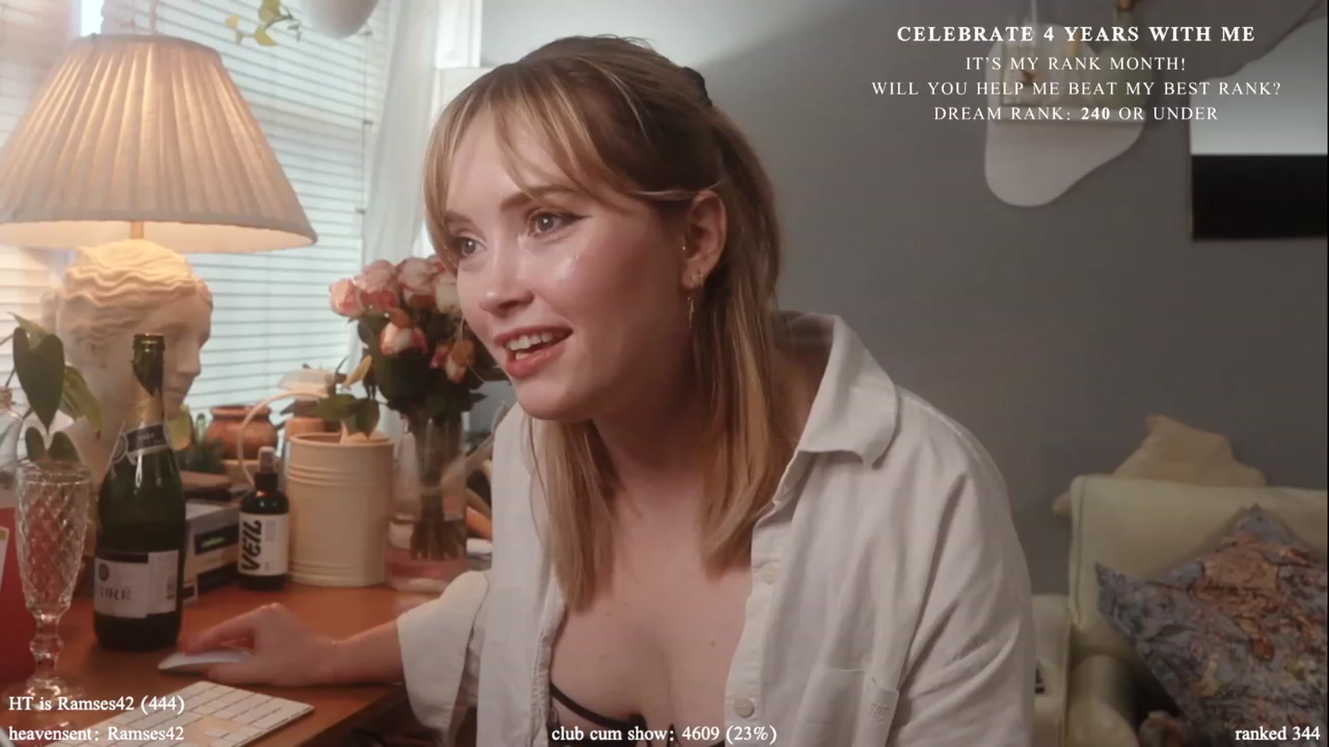 Gallery image thumbnail from daddyissues's myfreecams stream on, 11/24/2023, 20:22 image 8 of 20