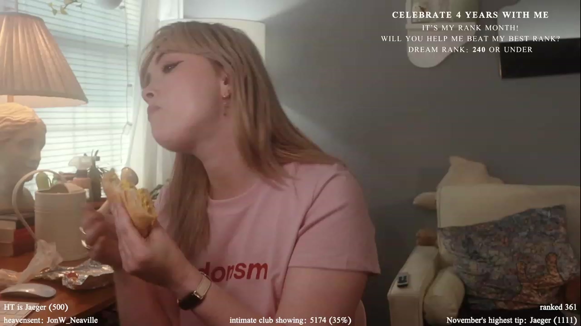 Gallery image thumbnail from daddyissues's myfreecams stream on, 11/30/2023, 19:55 image 16 of 20