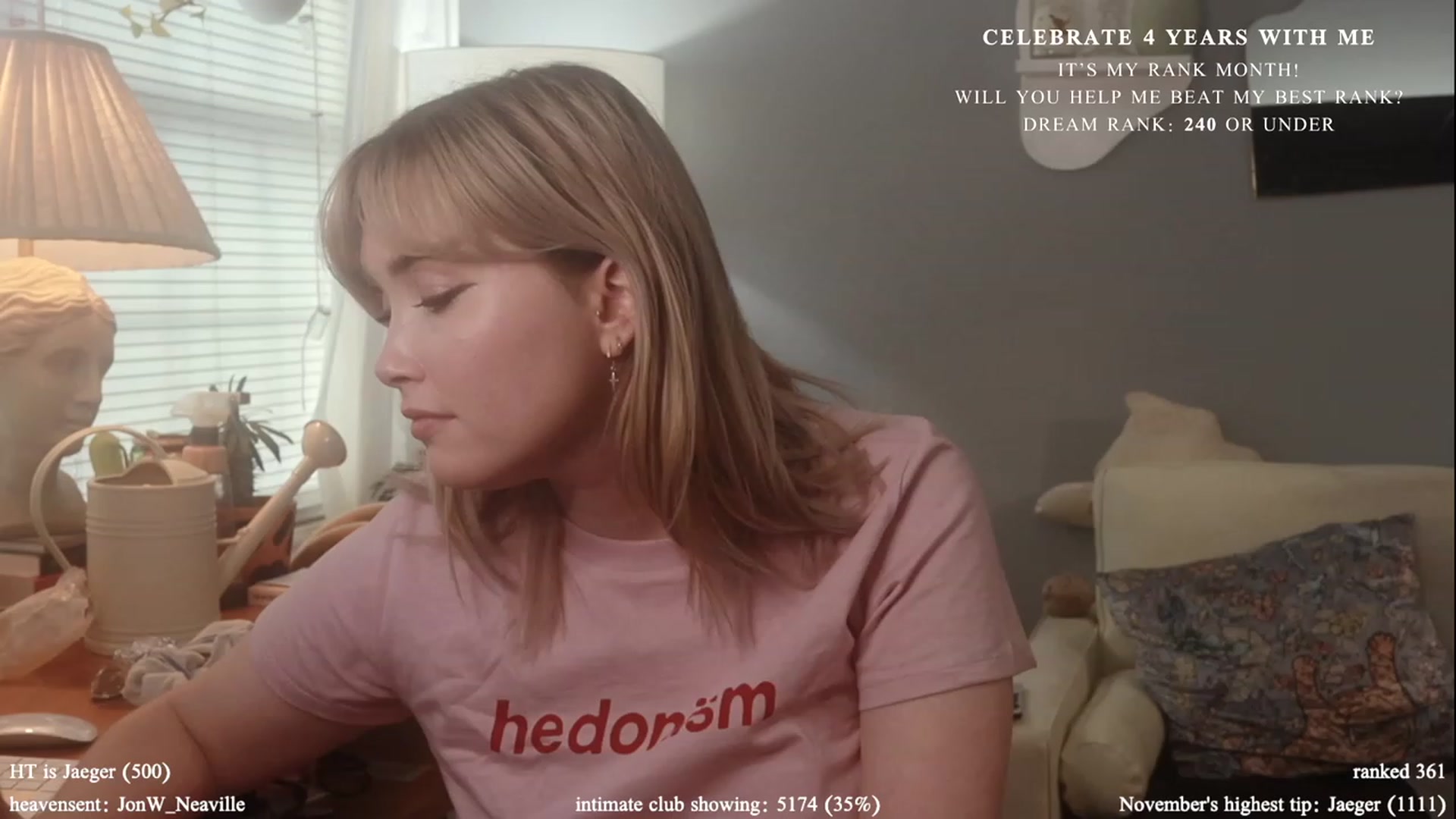 Gallery image thumbnail from daddyissues's myfreecams stream on, 11/30/2023, 19:55 image 18 of 20