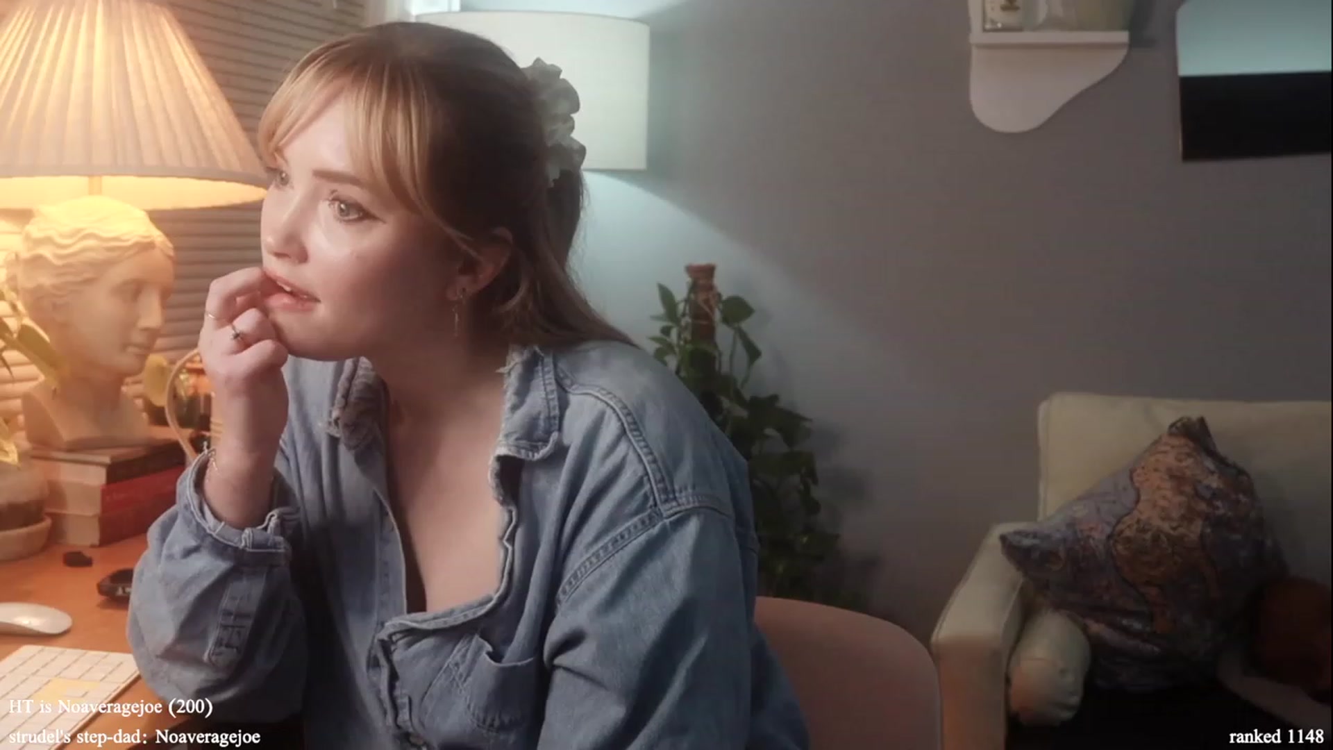 Gallery image thumbnail from daddyissues's myfreecams stream on, 12/04/2023, 24:30 image 10 of 20