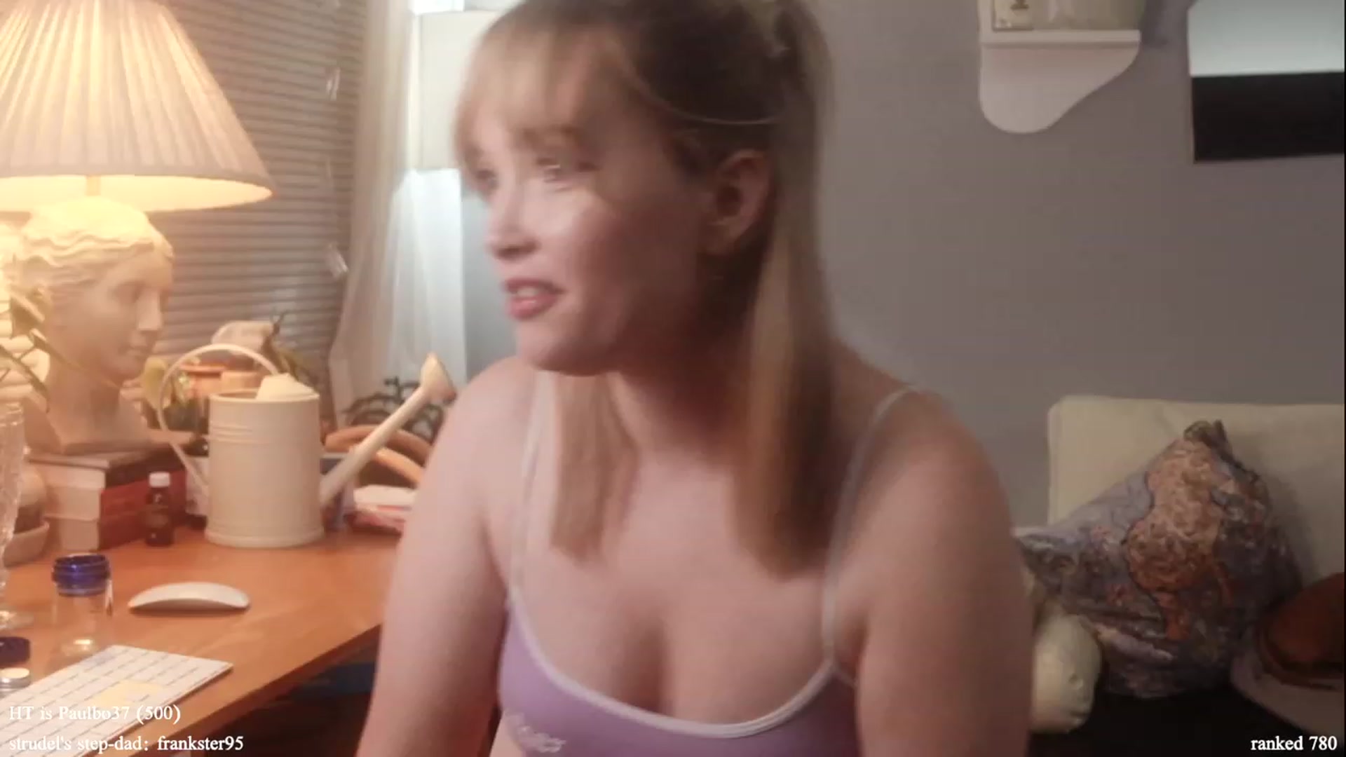 Gallery image thumbnail from daddyissues's myfreecams stream on, 12/04/2023, 02:46 image 18 of 20
