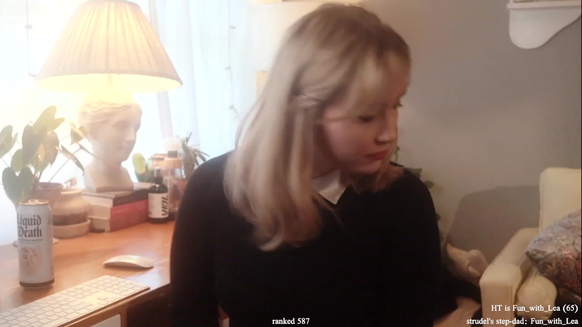 Gallery image thumbnail from daddyissues's myfreecams stream on, 12/05/2023, 17:40 image 6 of 20