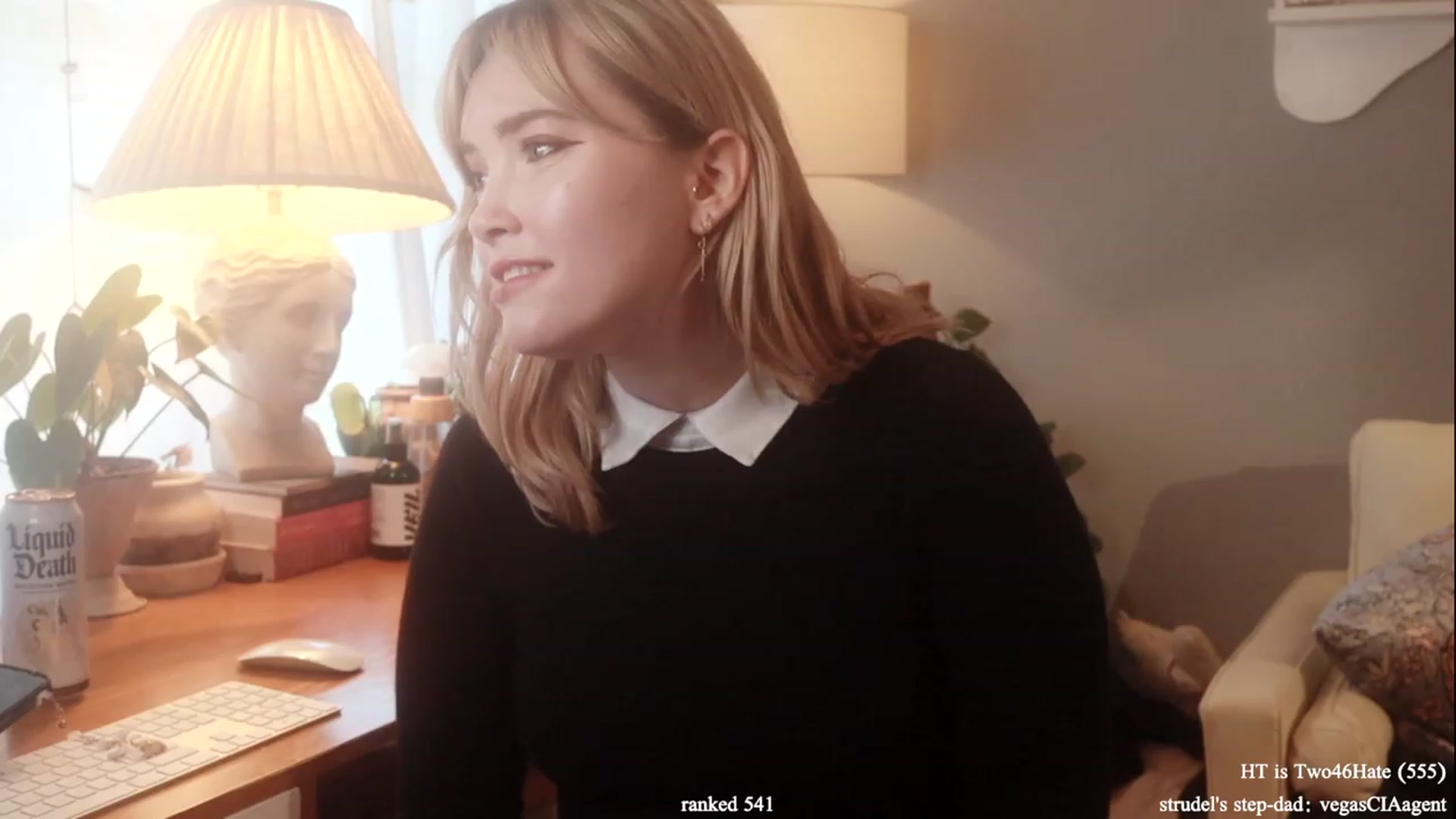 Gallery image thumbnail from daddyissues's myfreecams stream on, 12/05/2023, 19:08 image 10 of 20