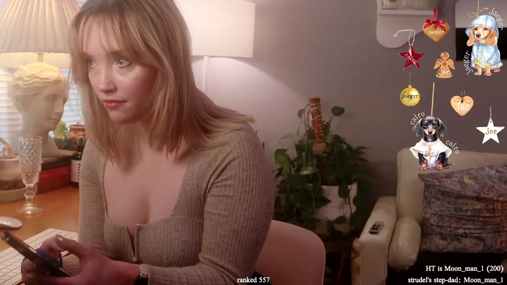 Gallery image thumbnail from daddyissues's myfreecams stream on, 12/15/2023, 17:32 image 10 of 20