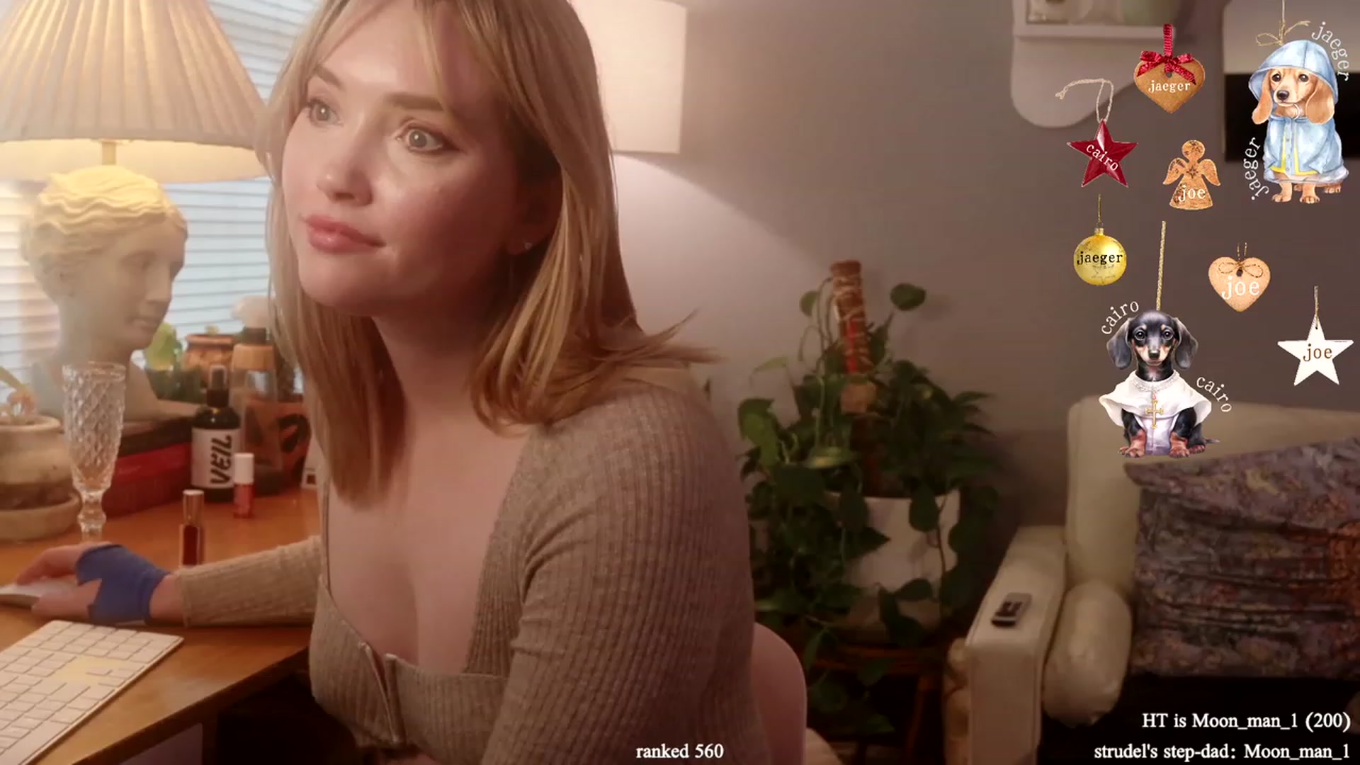 Gallery image thumbnail from daddyissues's myfreecams stream on, 12/15/2023, 19:37 image 9 of 20