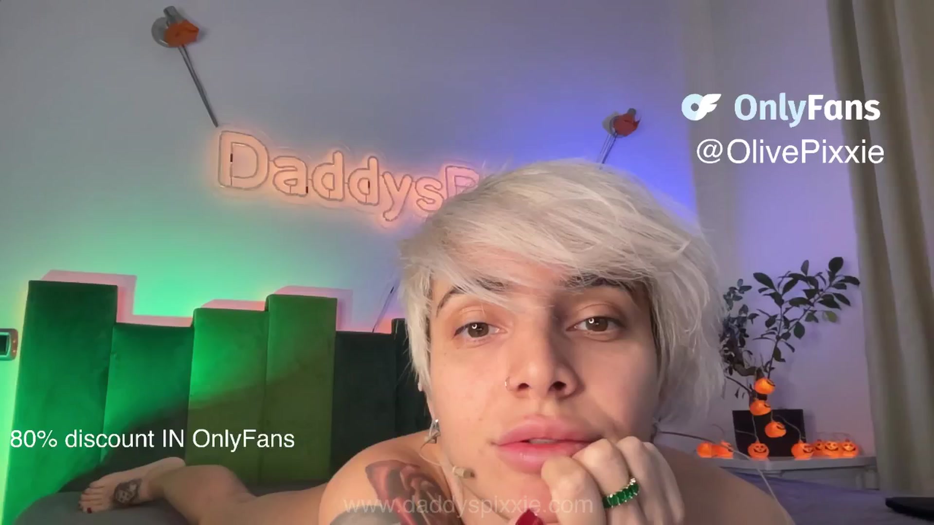 Gallery image thumbnail from daddyspixxie's myfreecams stream on, 11/17/2025, 11:50 image 4 of 20