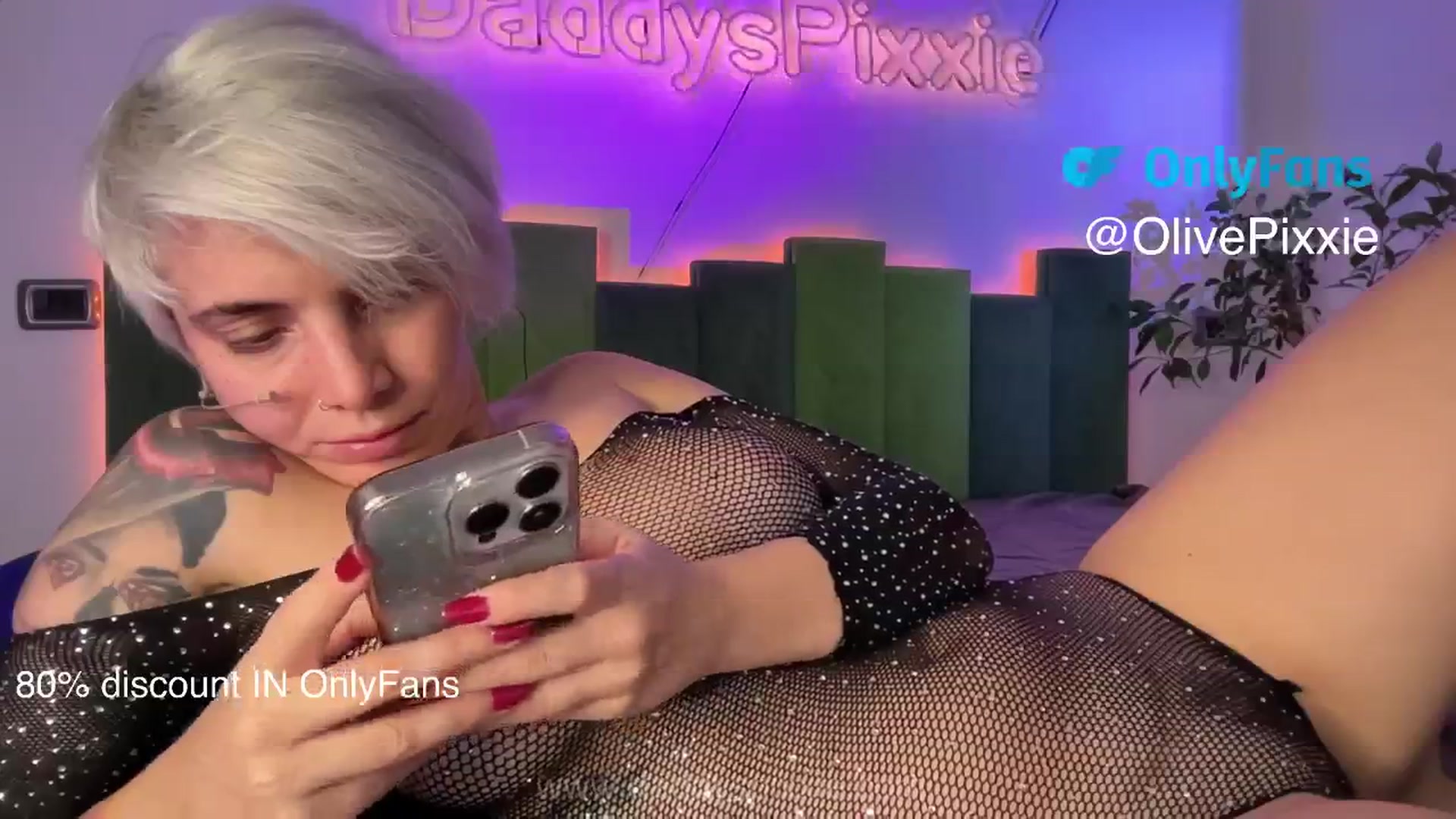 Gallery image thumbnail from daddyspixxie's myfreecams stream on, 11/17/2025, 11:50 image 18 of 20