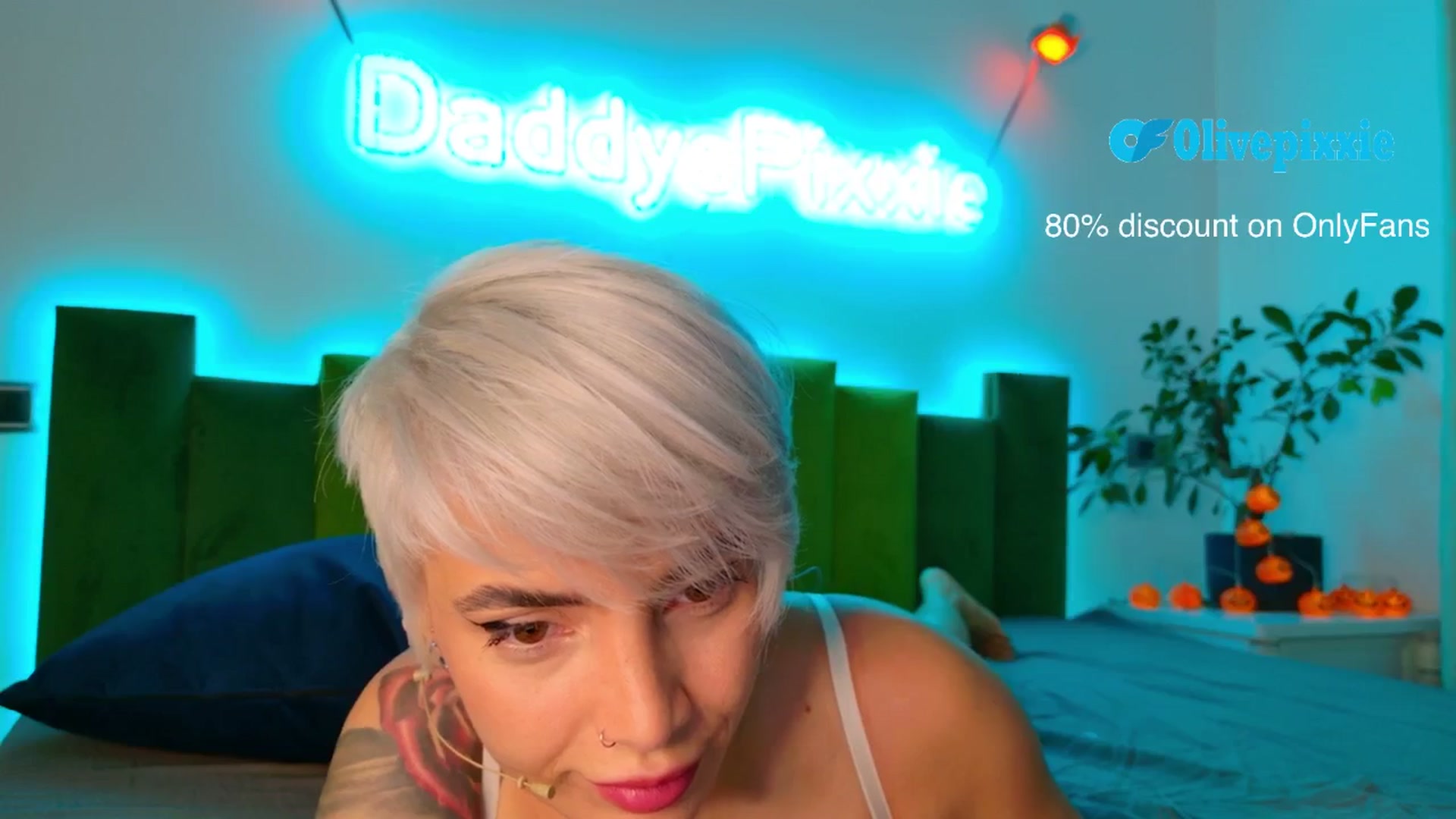 Gallery image thumbnail from daddyspixxie's myfreecams stream on, 11/21/2025, 23:46 image 6 of 20