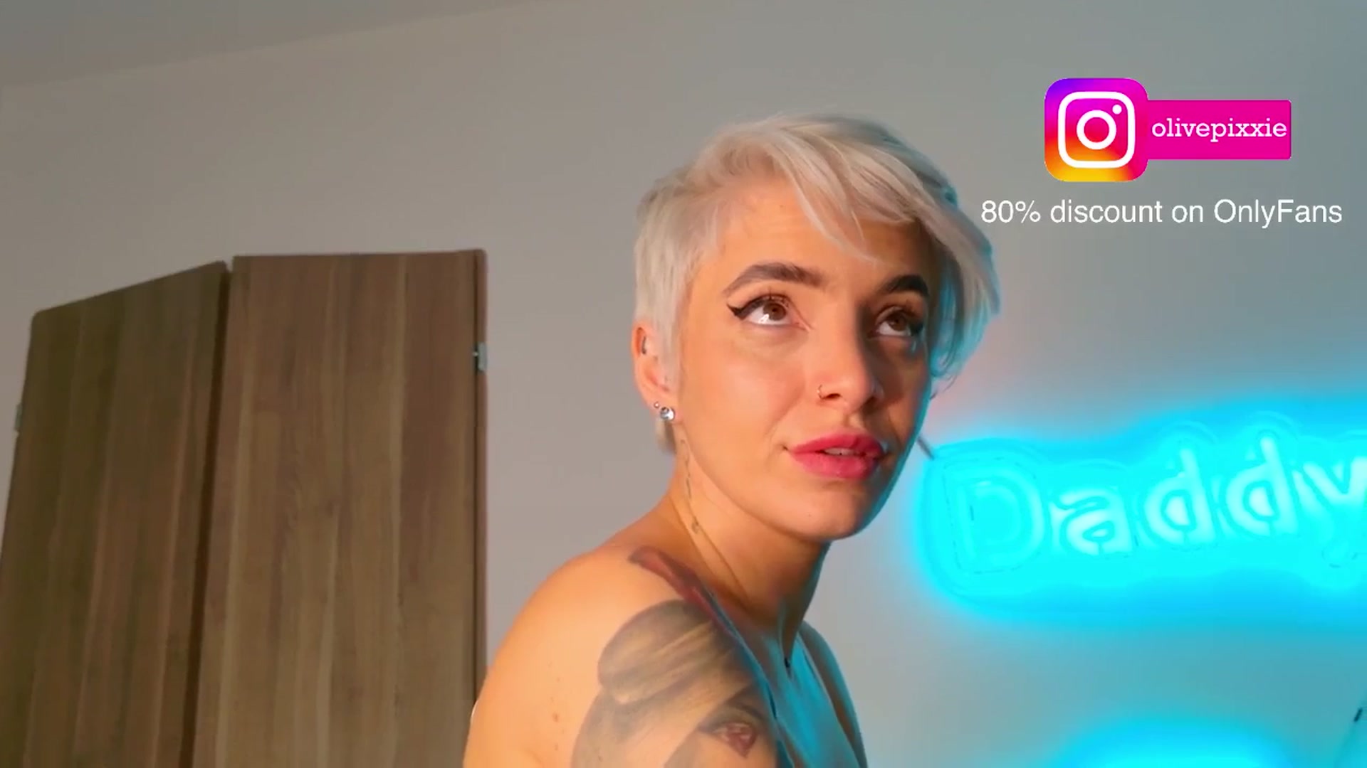 Gallery image thumbnail from daddyspixxie's myfreecams stream on, 11/21/2025, 23:46 image 17 of 20