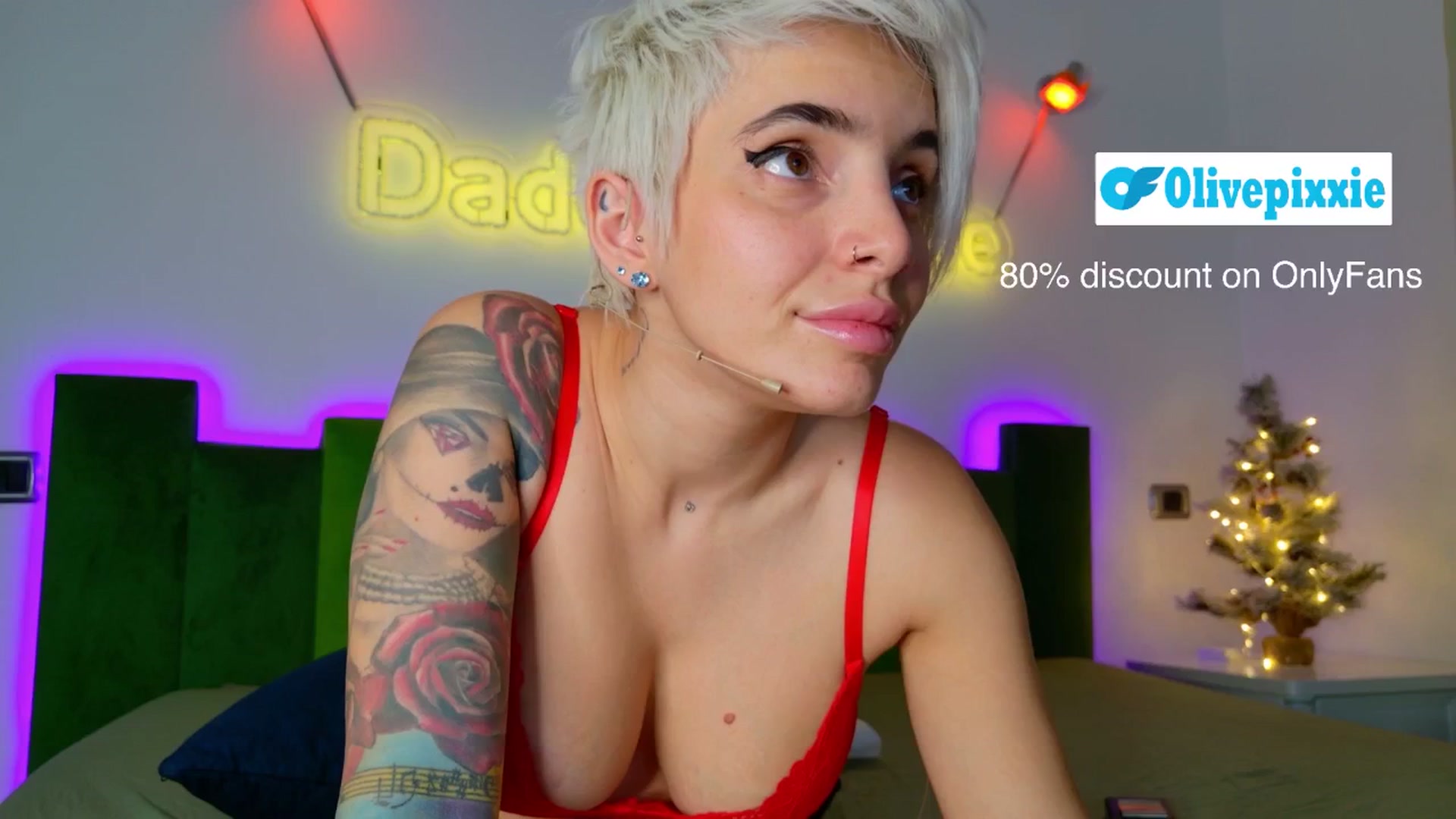 Gallery image thumbnail from daddyspixxie's myfreecams stream on, 11/28/2025, 19:00 image 11 of 20