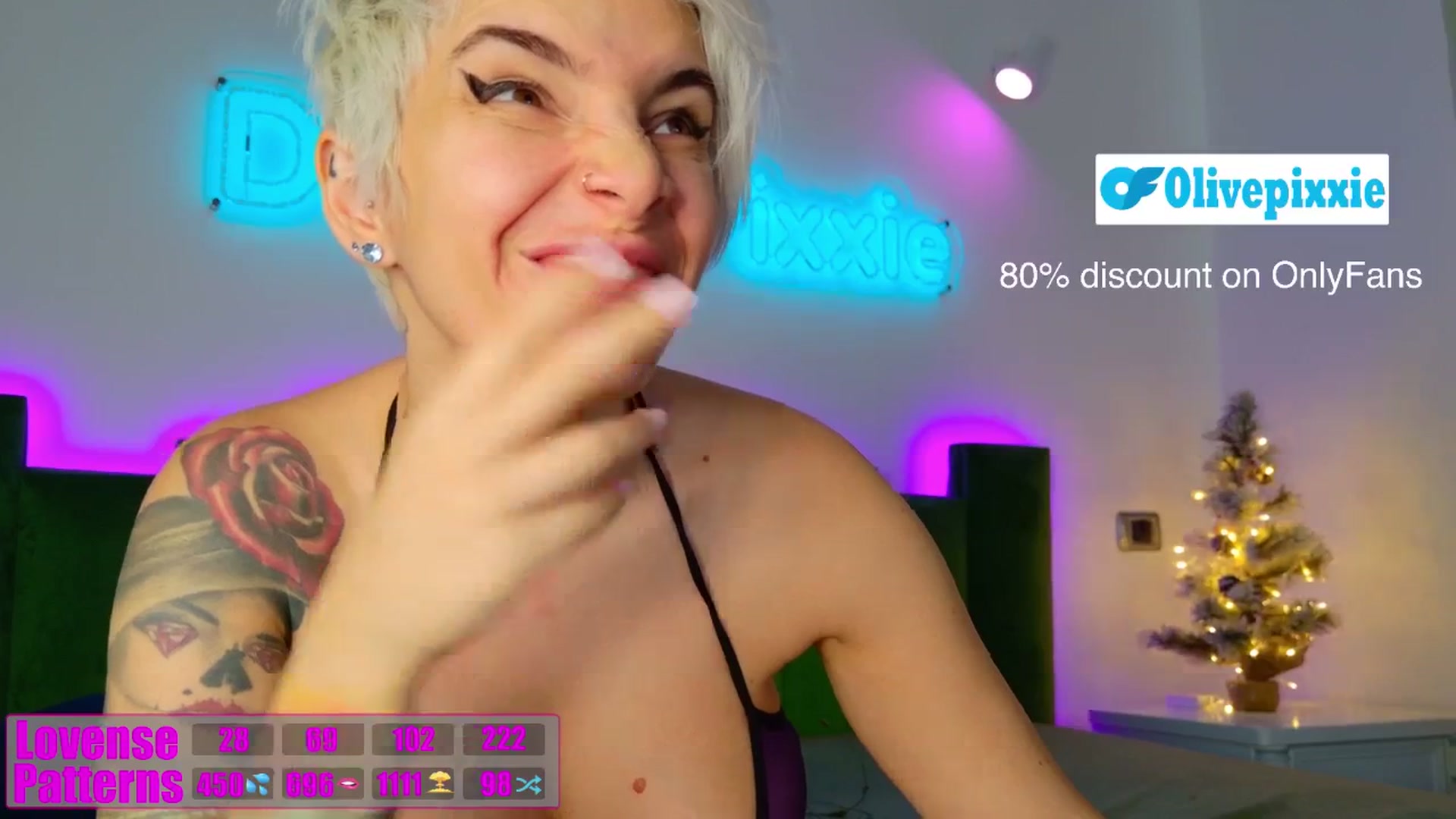 Gallery image thumbnail from daddyspixxie's myfreecams stream on, 12/05/2025, 09:46 image 7 of 20