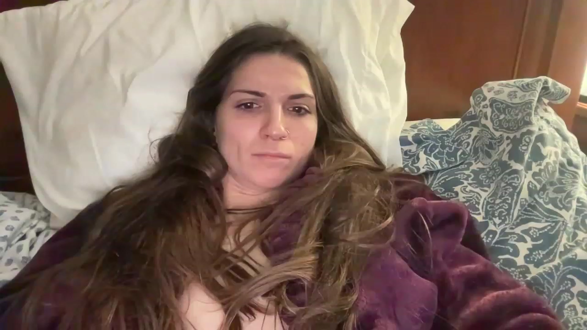 Gallery image thumbnail from dahliaxdaisy's myfreecams stream on, 12/25/2022, 22:58 image 13 of 20