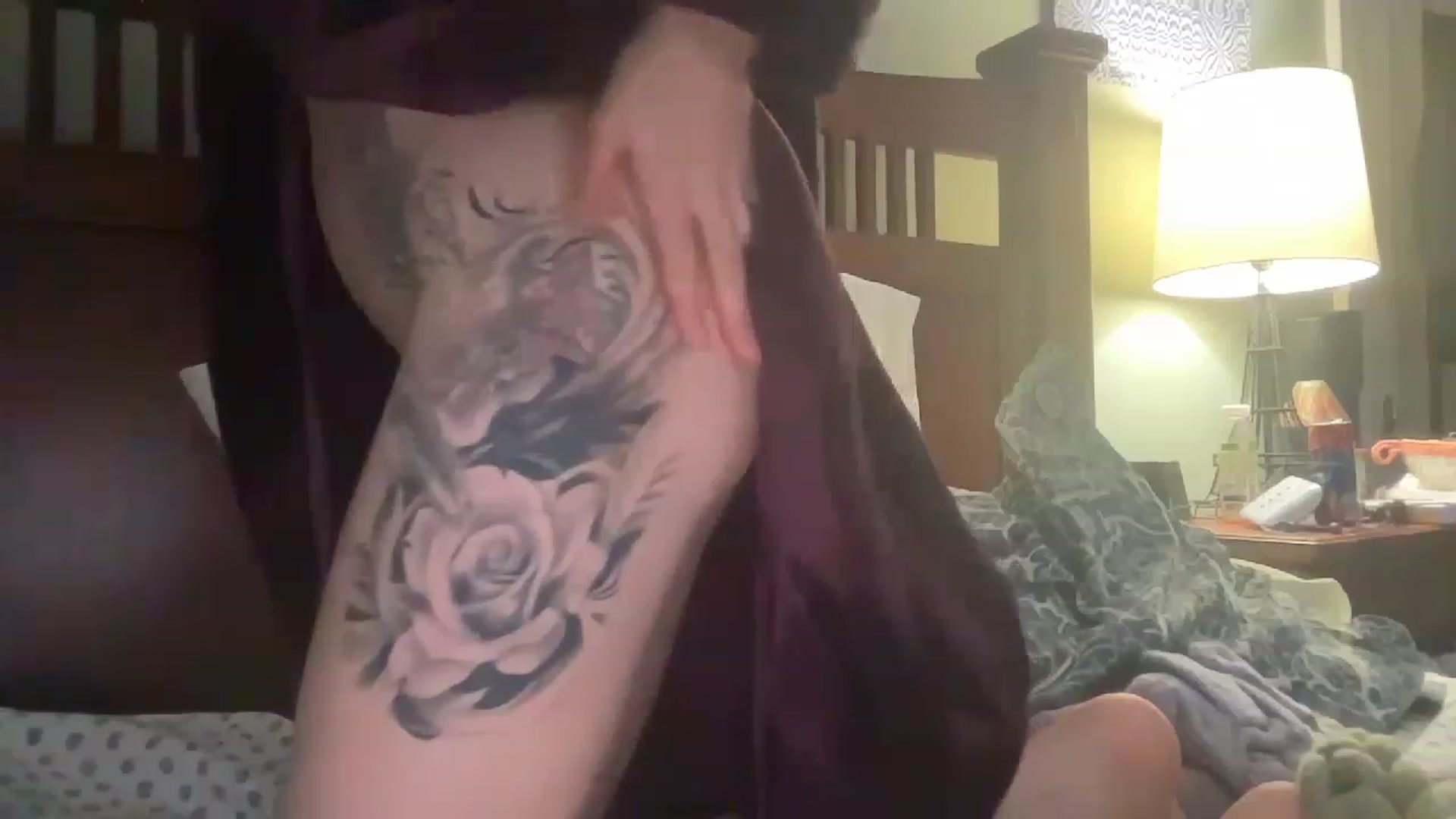 Gallery image thumbnail from dahliaxdaisy's myfreecams stream on, 12/25/2022, 22:58 image 3 of 20