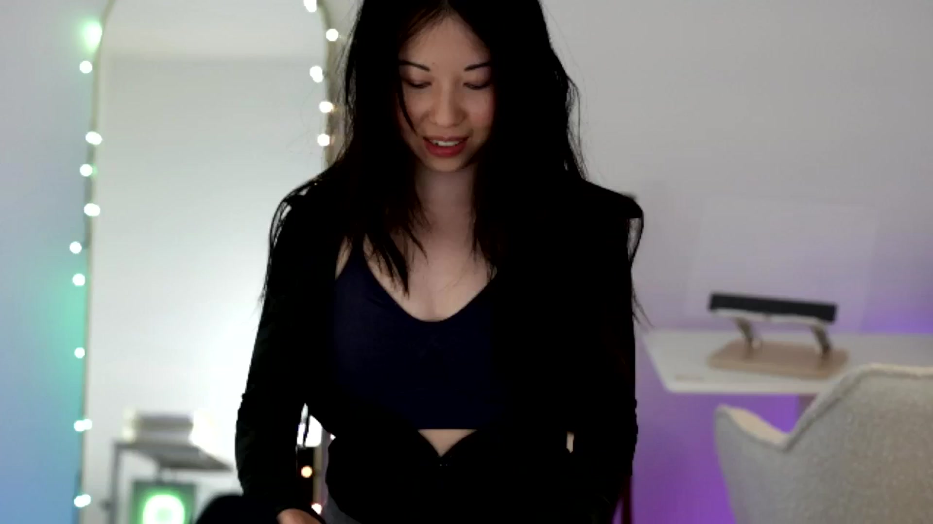 Gallery image thumbnail from dais_'s myfreecams stream on, 05/30/2025, 01:48 image 6 of 20