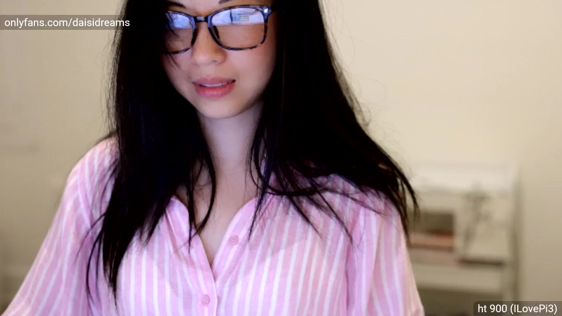 Gallery image thumbnail from dais_'s myfreecams stream on, 06/18/2025, 05:31 image 12 of 20