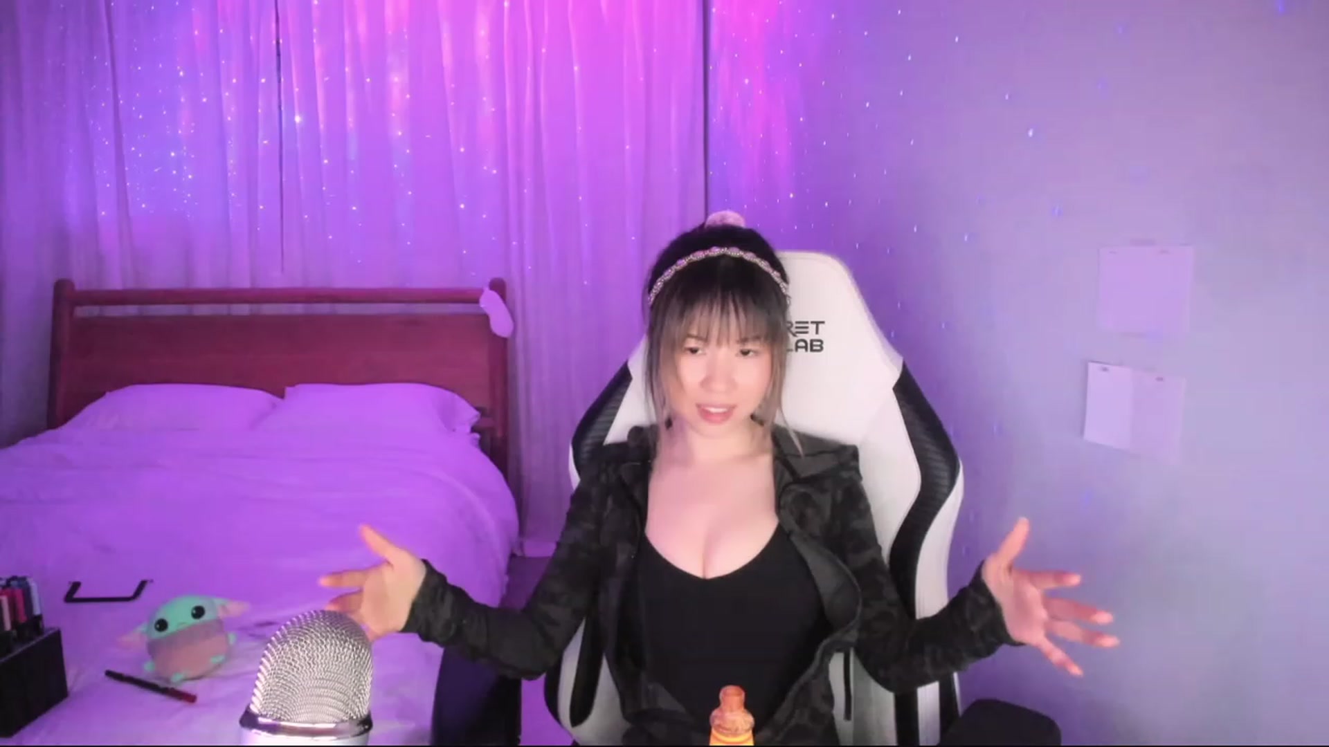 Gallery image thumbnail from daisiee's myfreecams stream on, 01/26/2024, 04:02 image 7 of 20