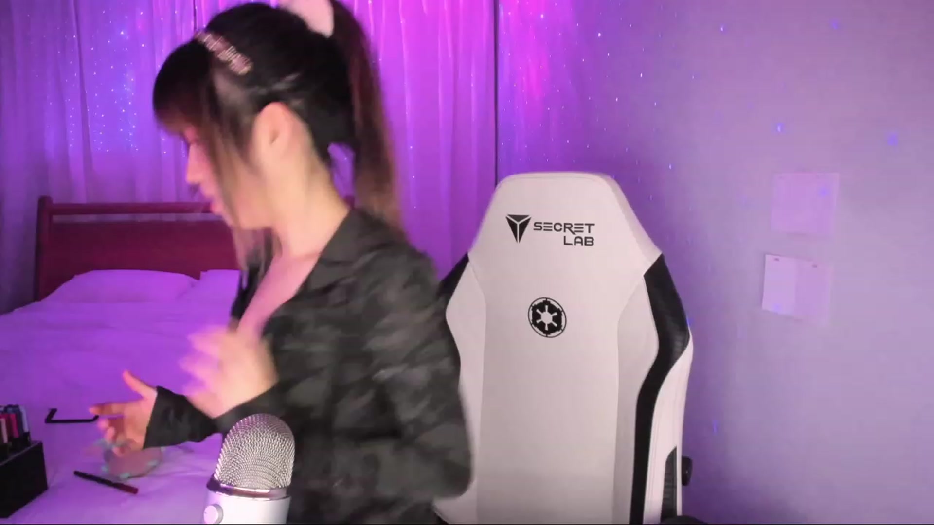 Gallery image thumbnail from daisiee's myfreecams stream on, 01/26/2024, 04:02 image 3 of 20
