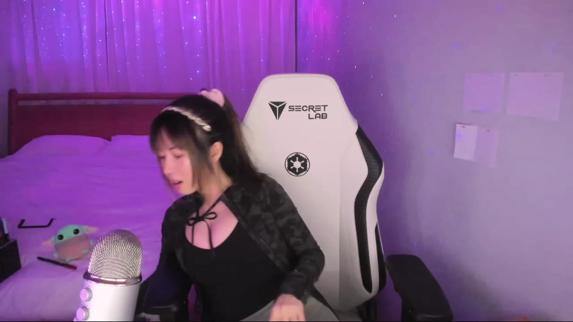 Gallery image thumbnail from daisiee's myfreecams stream on, 01/26/2024, 06:11 image 2 of 20