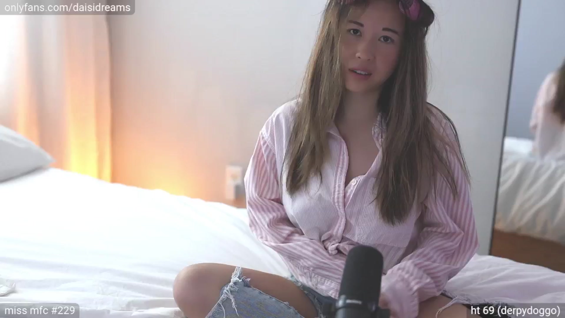 Gallery image thumbnail from daisii's myfreecams stream on, 07/01/2024, 01:01 image 4 of 20