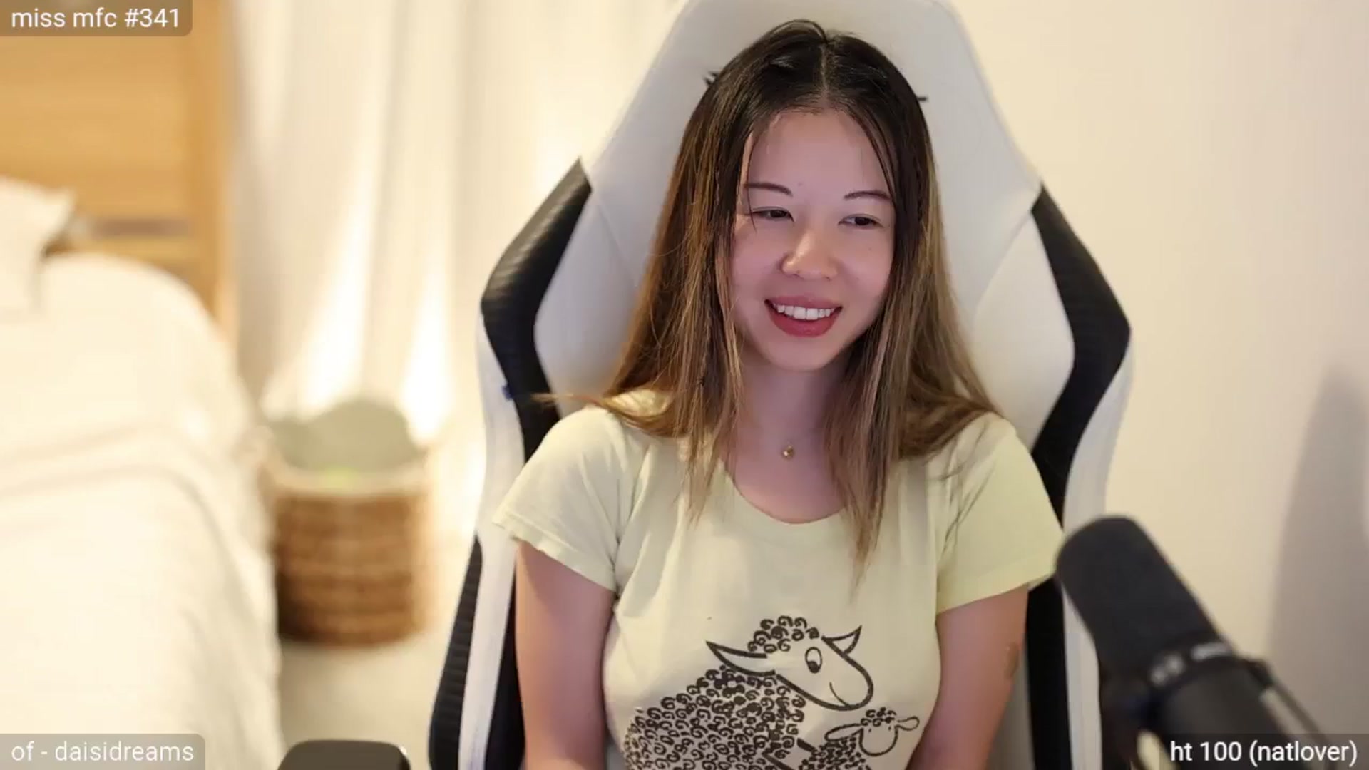 Gallery image thumbnail from daisii's myfreecams stream on, 07/21/2024, 01:38 image 13 of 20