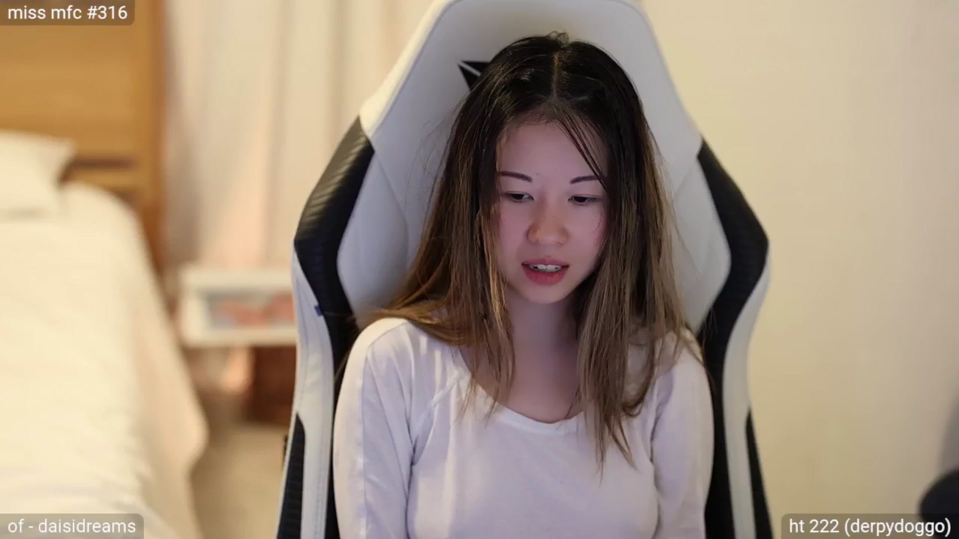 Gallery image thumbnail from daisii's myfreecams stream on, 07/23/2024, 02:47 image 6 of 20