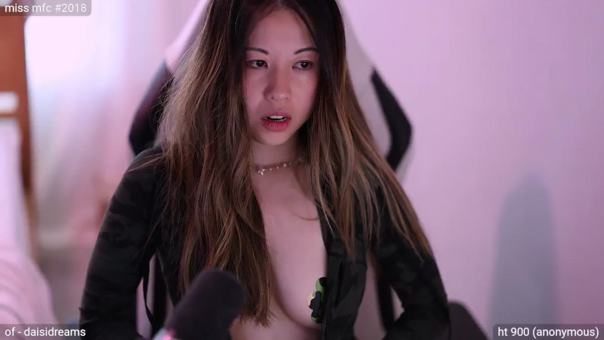 Gallery image thumbnail from daisii's myfreecams stream on, 08/07/2024, 23:12 image 20 of 20
