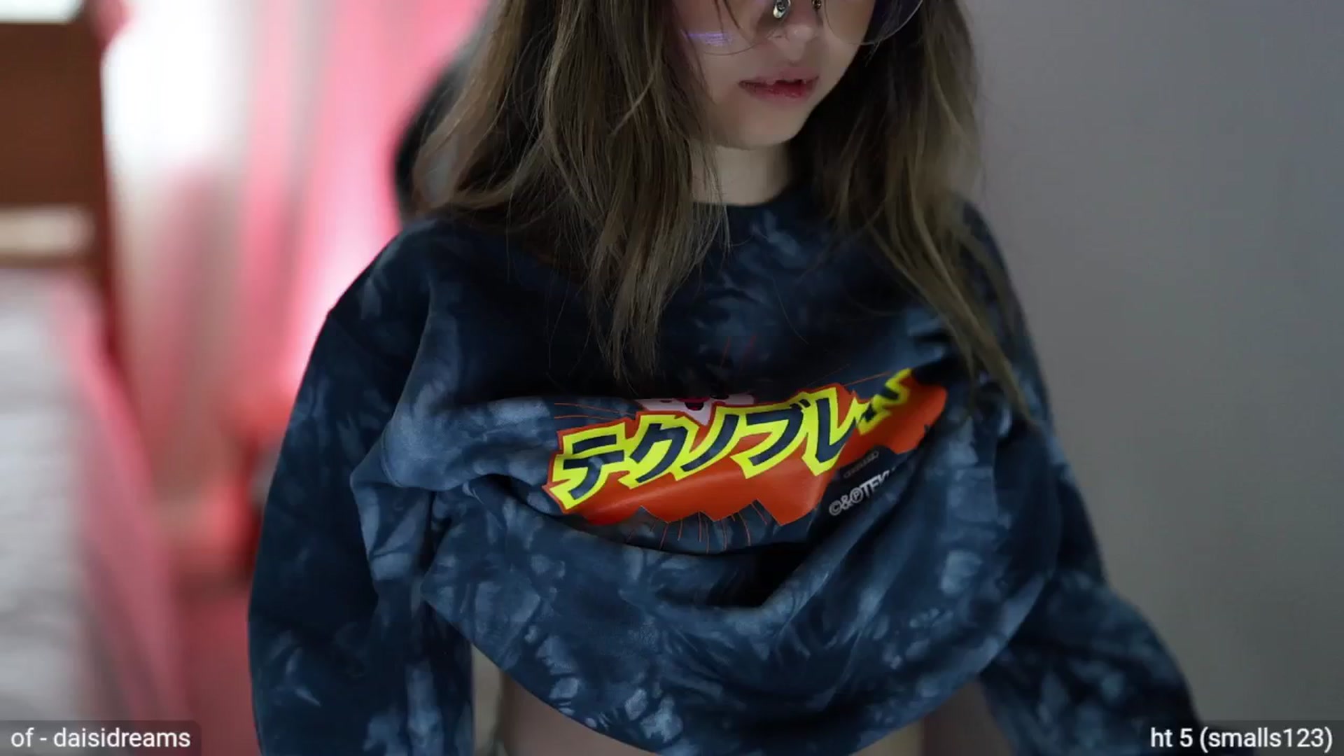 Gallery image thumbnail from daisii's myfreecams stream on, 08/10/2024, 24:01 image 17 of 20