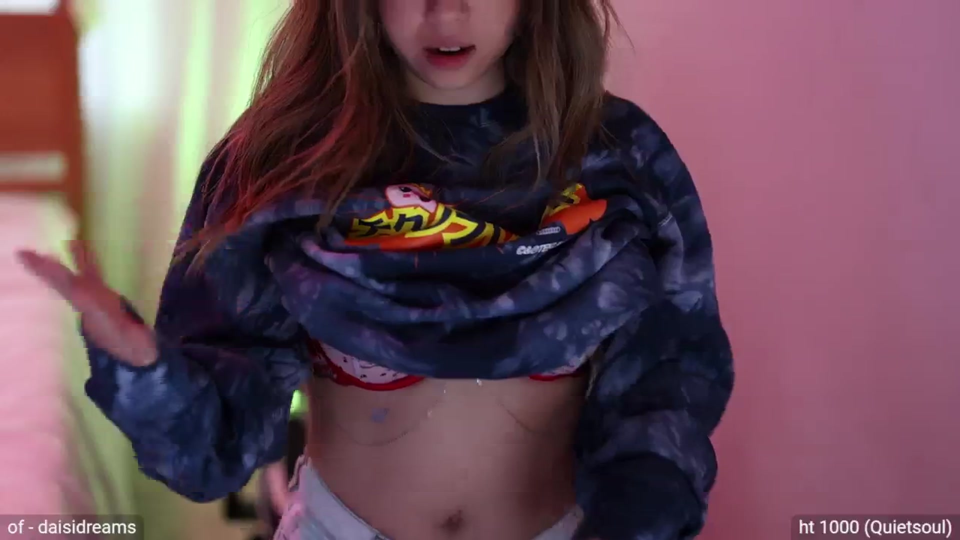 Gallery image thumbnail from daisii's myfreecams stream on, 08/10/2024, 24:30 image 5 of 20