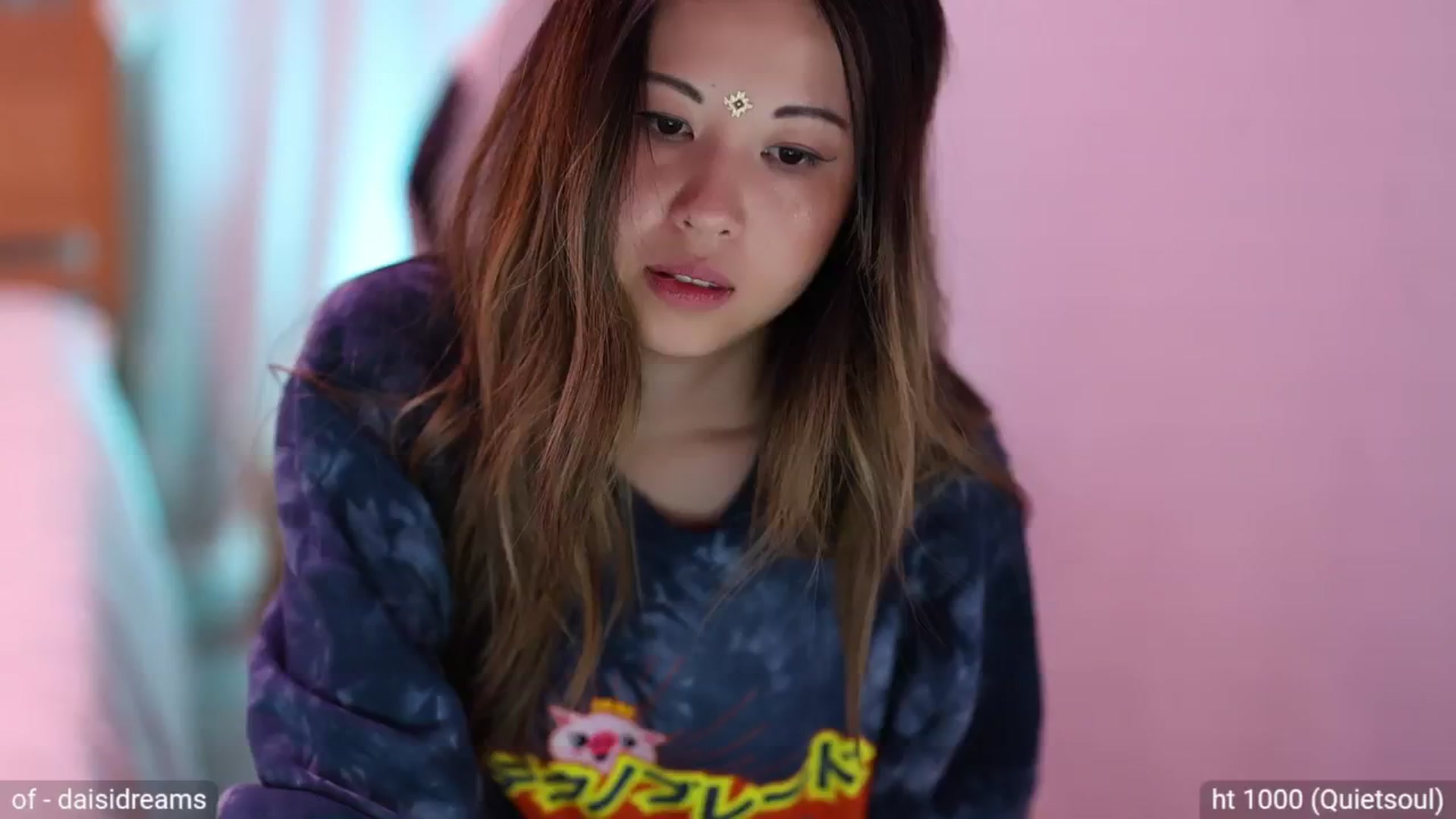 Gallery image thumbnail from daisii's myfreecams stream on, 08/10/2024, 02:37 image 5 of 20