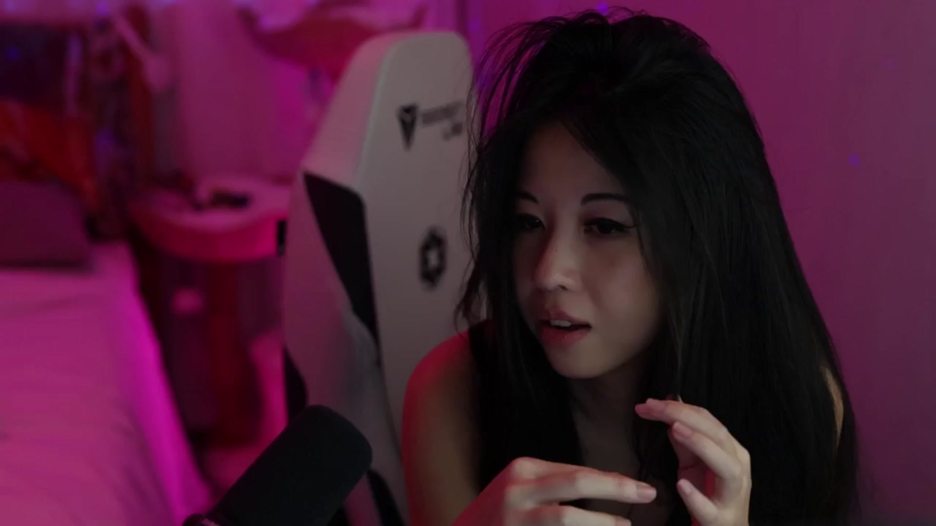 Gallery image thumbnail from daisii's myfreecams stream on, 09/17/2024, 08:38 image 13 of 20