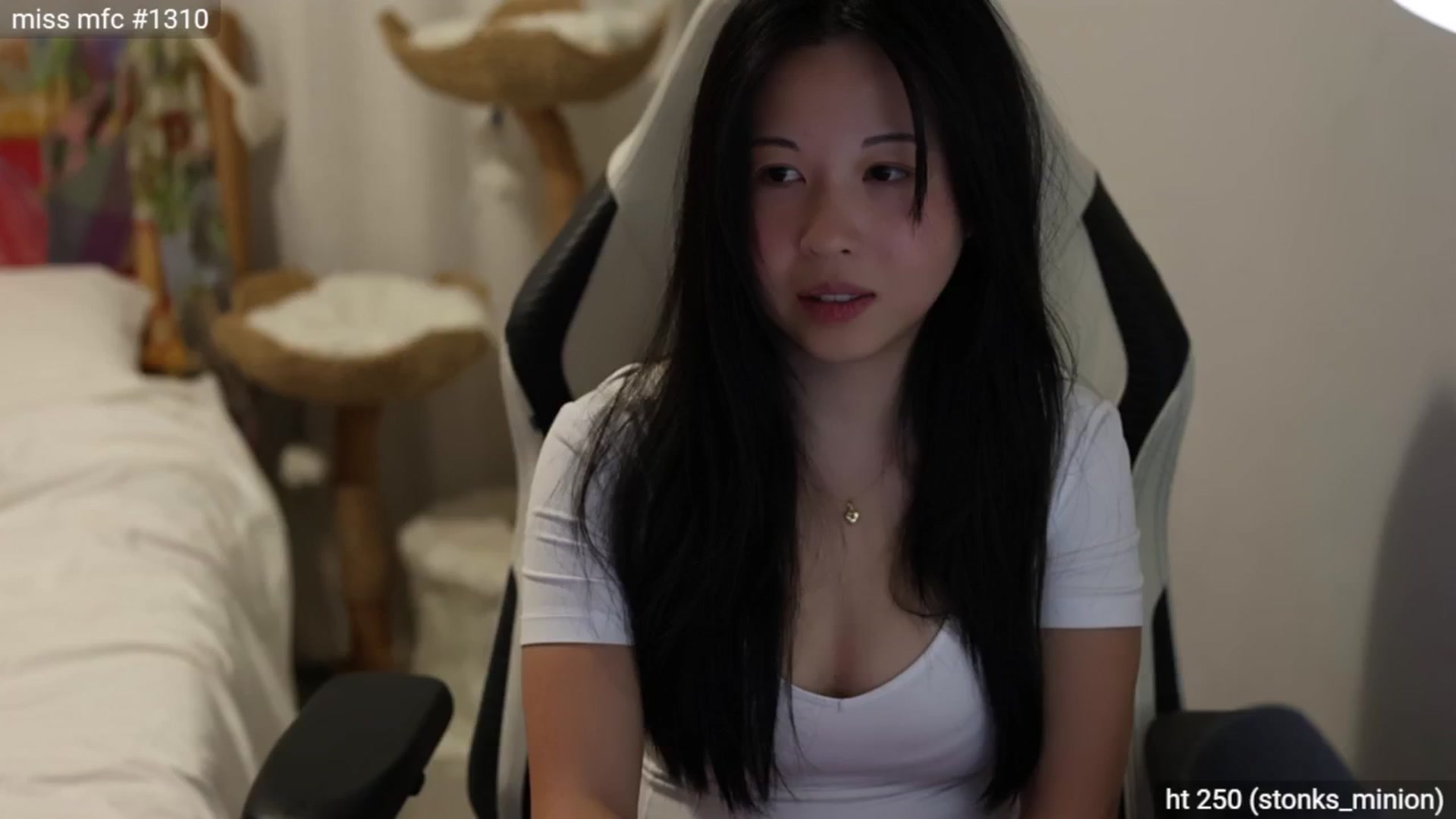 Gallery image thumbnail from daisii's myfreecams stream on, 09/18/2024, 09:28 image 1 of 20