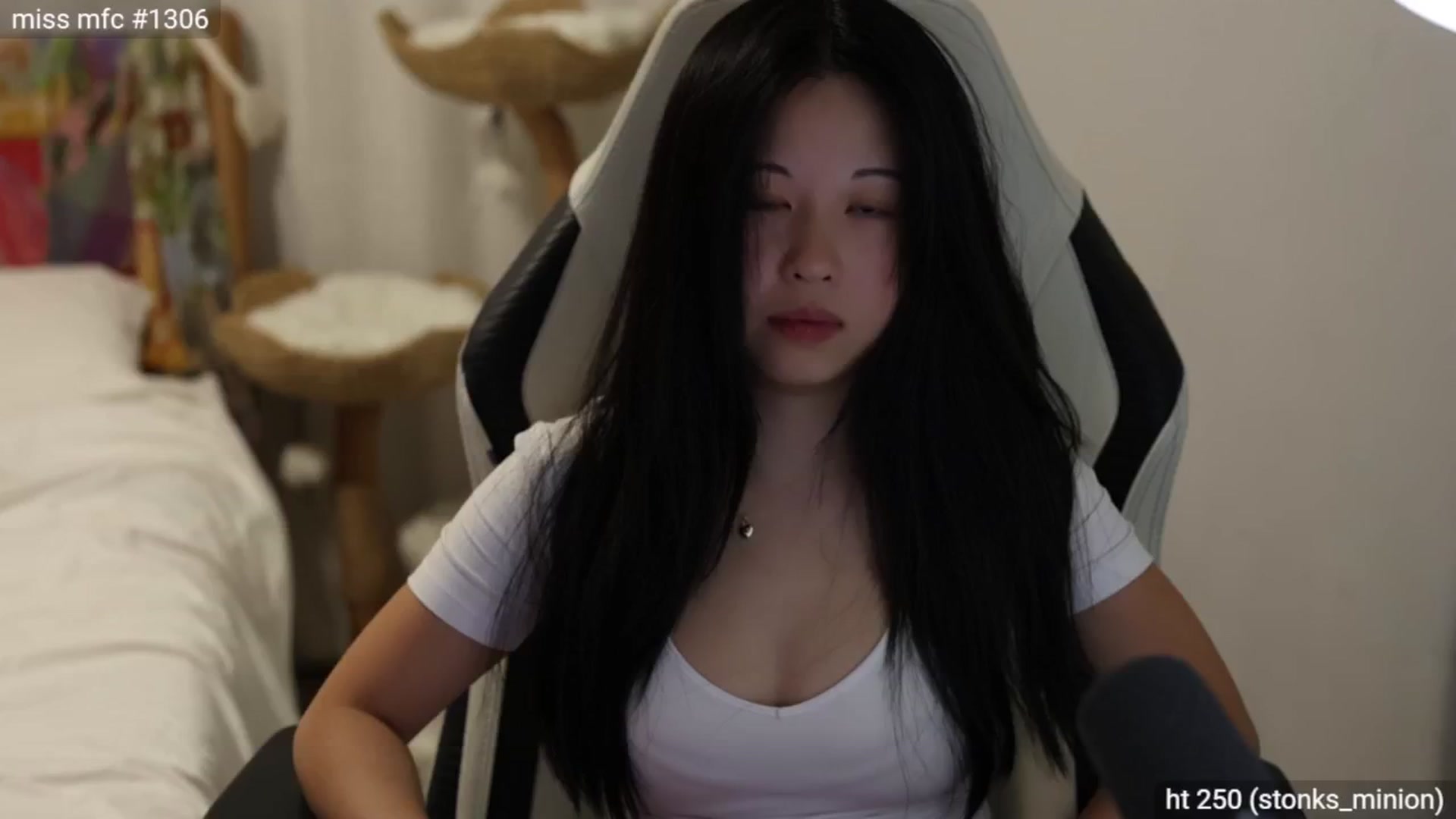Gallery image thumbnail from daisii's myfreecams stream on, 09/18/2024, 09:28 image 2 of 20
