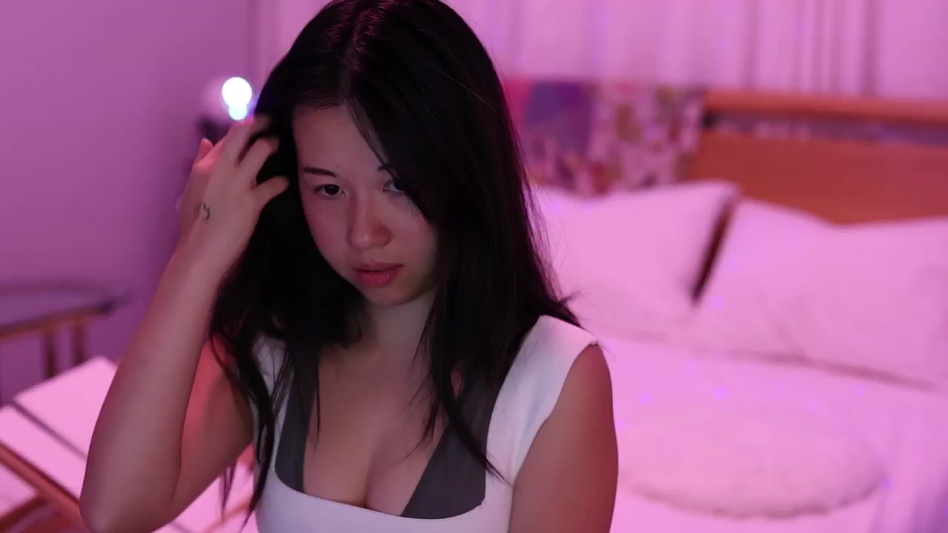 Gallery image thumbnail from daisii's myfreecams stream on, 09/24/2024, 02:30 image 12 of 20