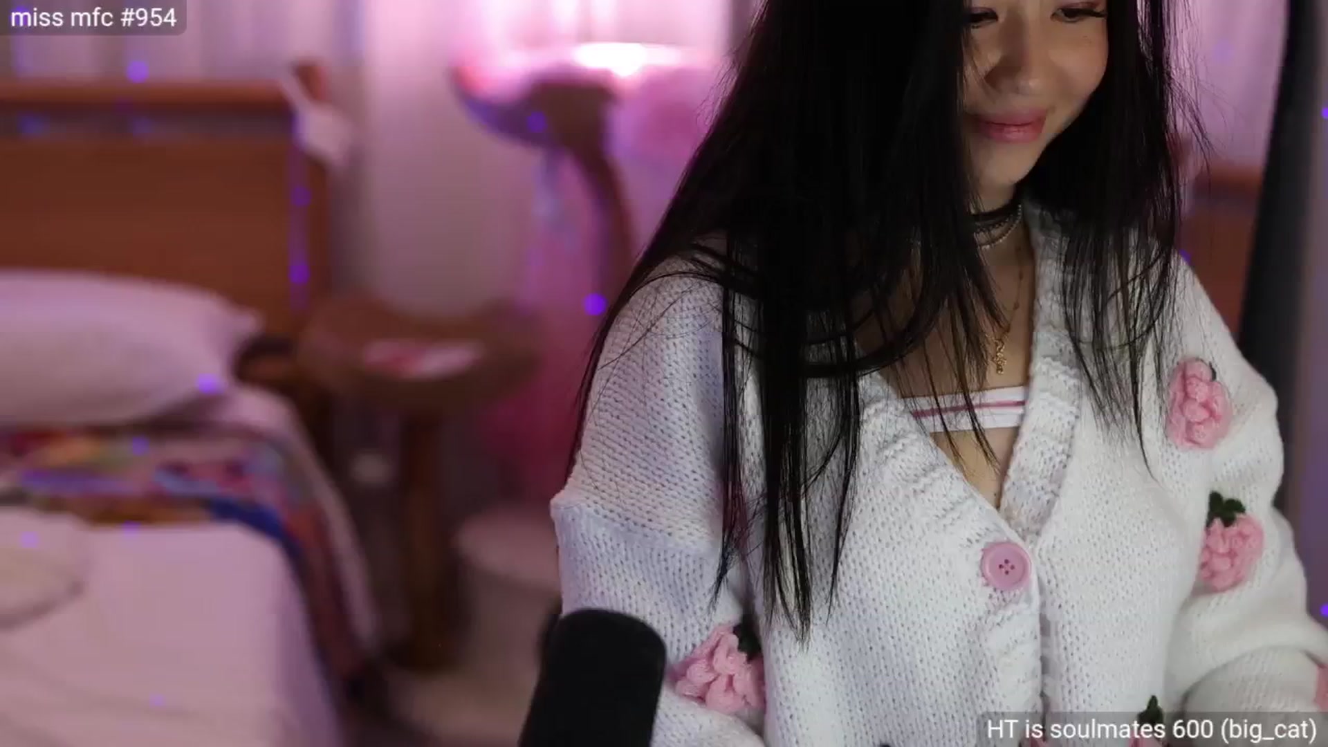 Gallery image thumbnail from daisii's myfreecams stream on, 09/28/2024, 04:28 image 9 of 20
