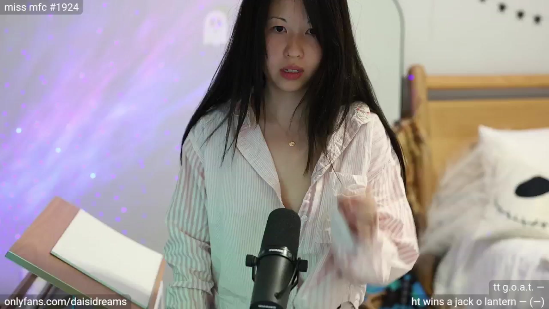 Gallery image thumbnail from daisii's myfreecams stream on, 10/09/2024, 02:01 image 13 of 20