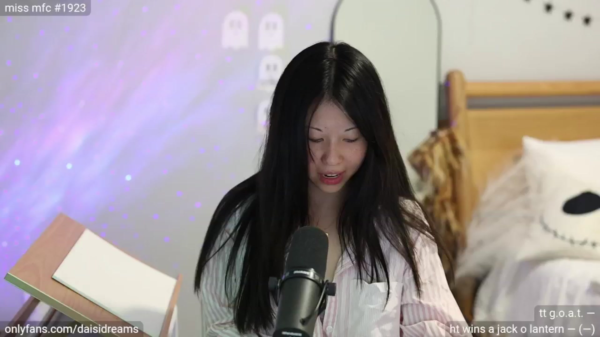 Gallery image thumbnail from daisii's myfreecams stream on, 10/09/2024, 02:01 image 1 of 20
