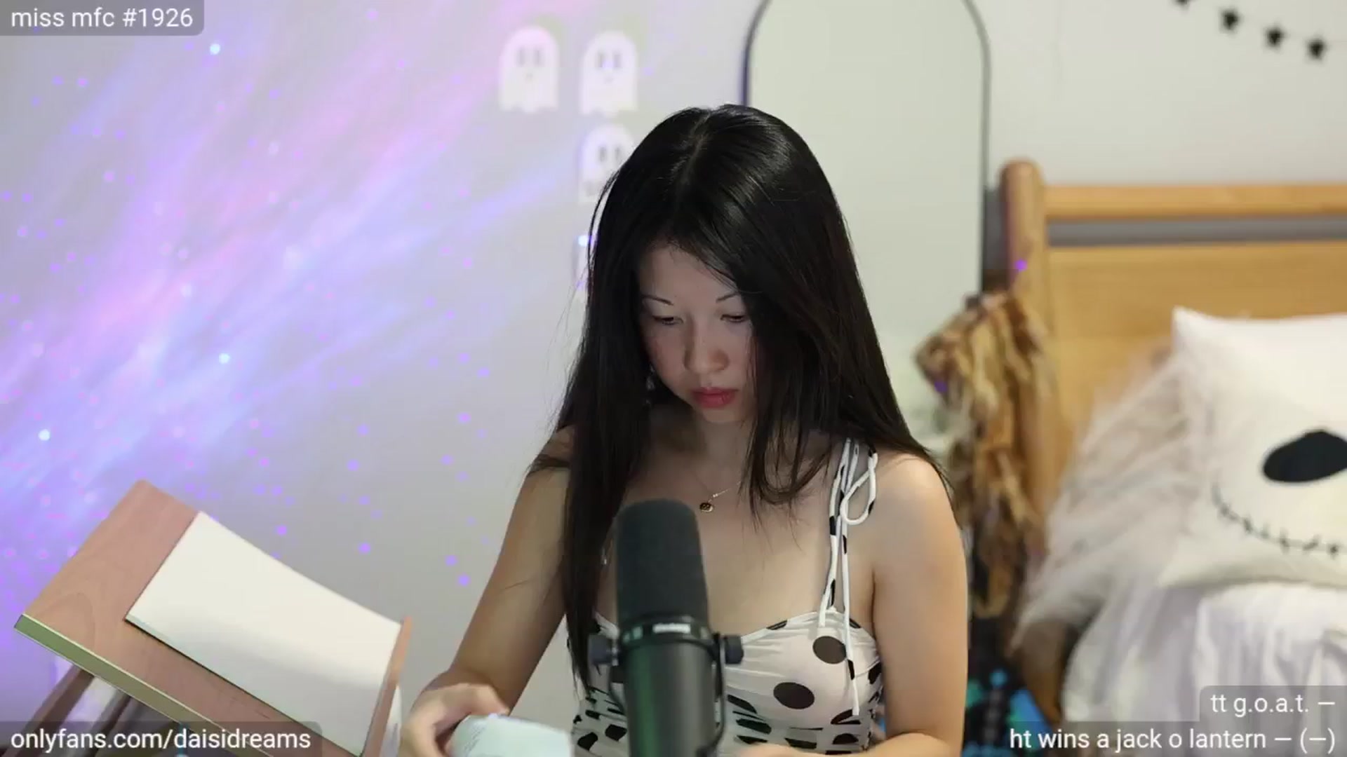 Gallery image thumbnail from daisii's myfreecams stream on, 10/09/2024, 02:01 image 17 of 20