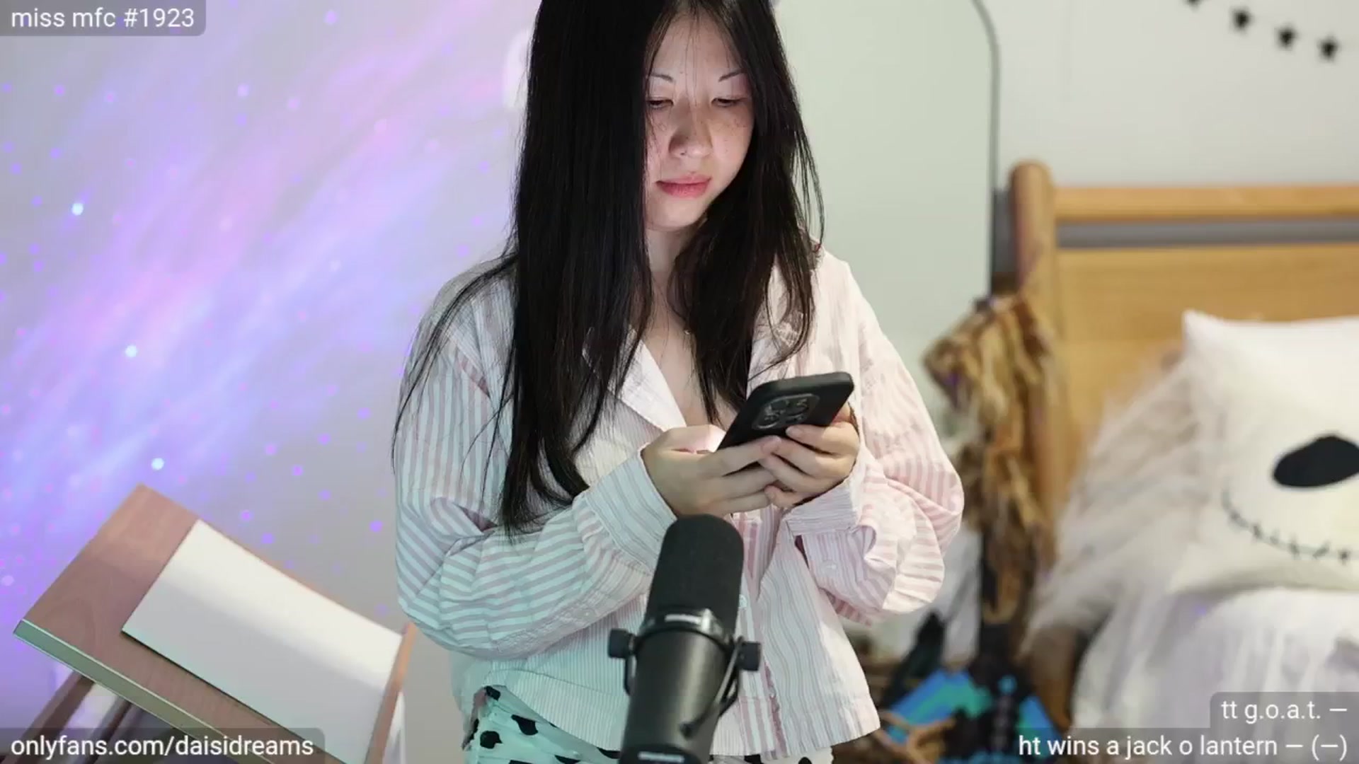 Gallery image thumbnail from daisii's myfreecams stream on, 10/09/2024, 02:01 image 11 of 20