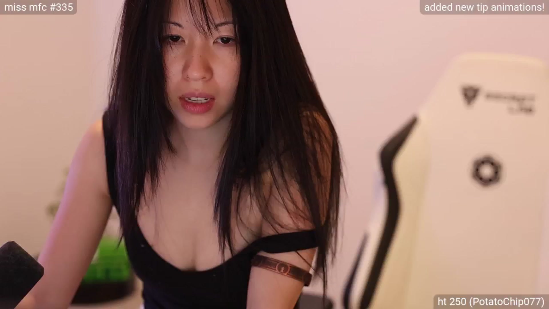 Gallery image thumbnail from daisii's myfreecams stream on, 12/30/2024, 04:02 image 16 of 20