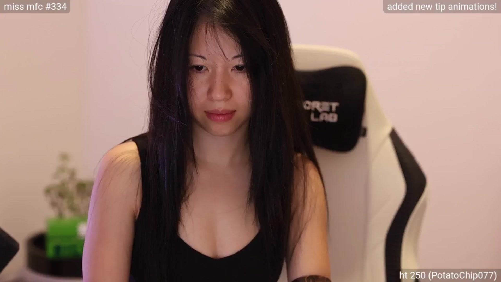 Gallery image thumbnail from daisii's myfreecams stream on, 12/30/2024, 04:02 image 6 of 20