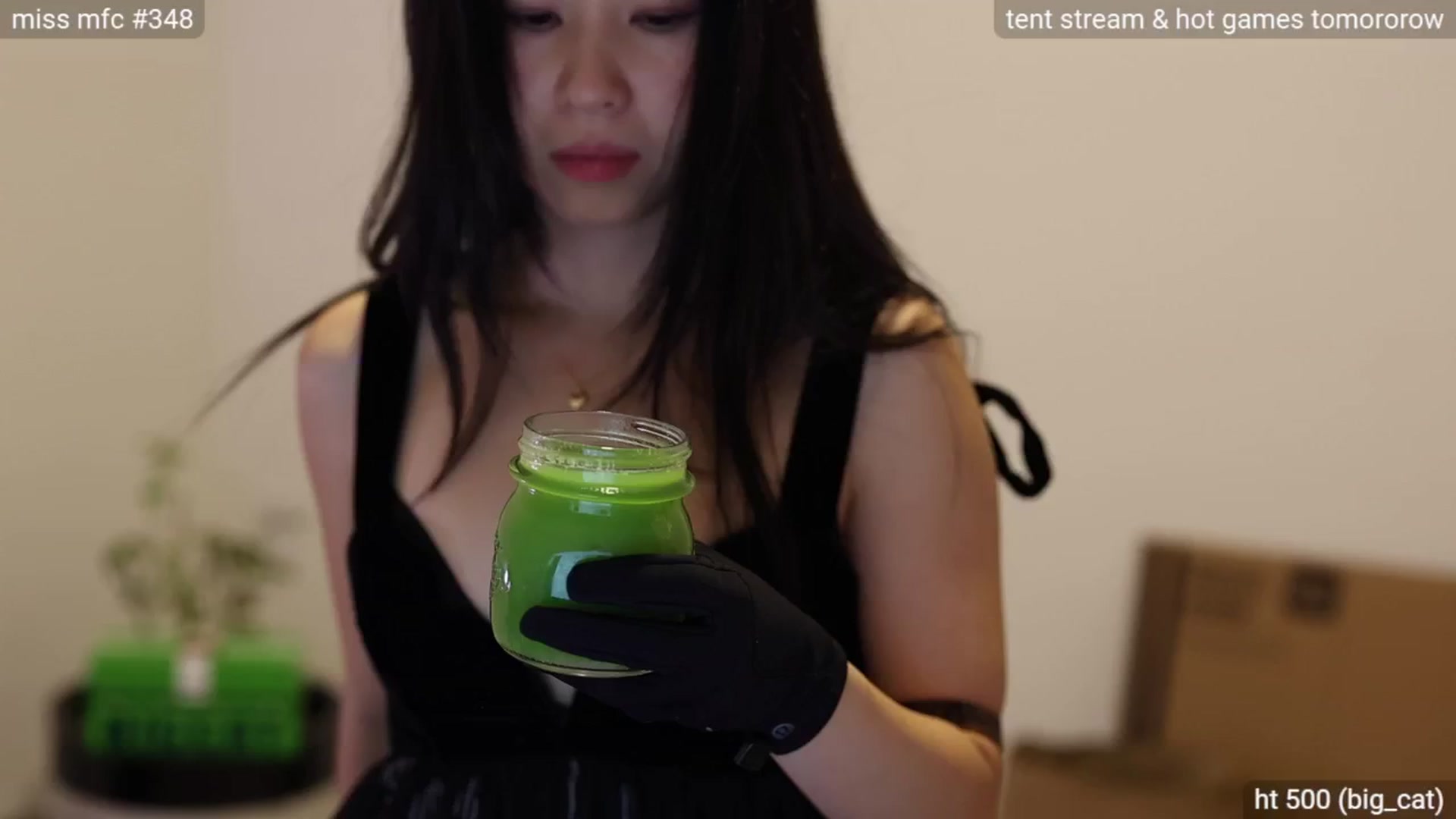 Gallery image thumbnail from daisii's myfreecams stream on, 12/31/2024, 06:53 image 4 of 20