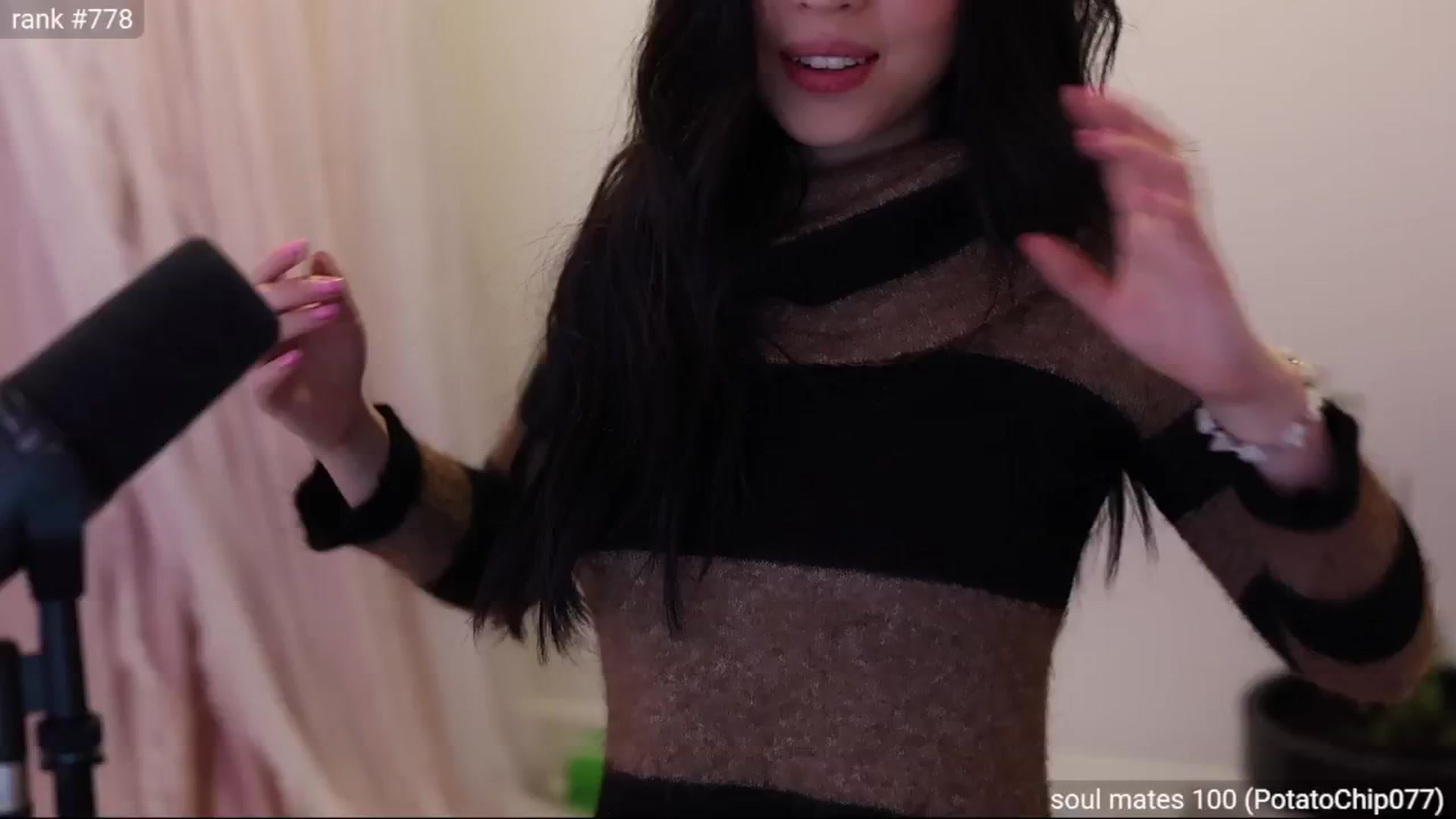 Gallery image thumbnail from daisii's myfreecams stream on, 01/04/2025, 05:50 image 1 of 20