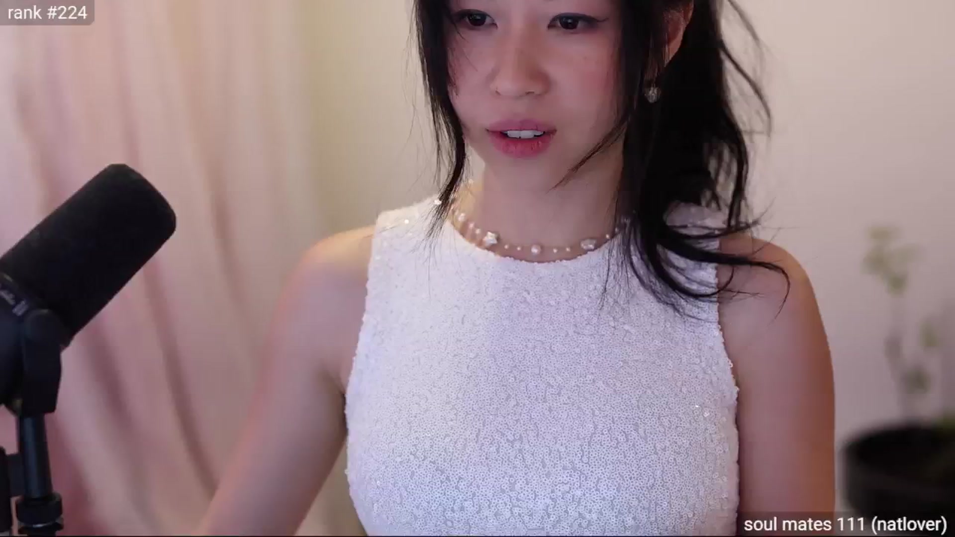 Gallery image thumbnail from daisii's myfreecams stream on, 01/05/2025, 04:53 image 15 of 20