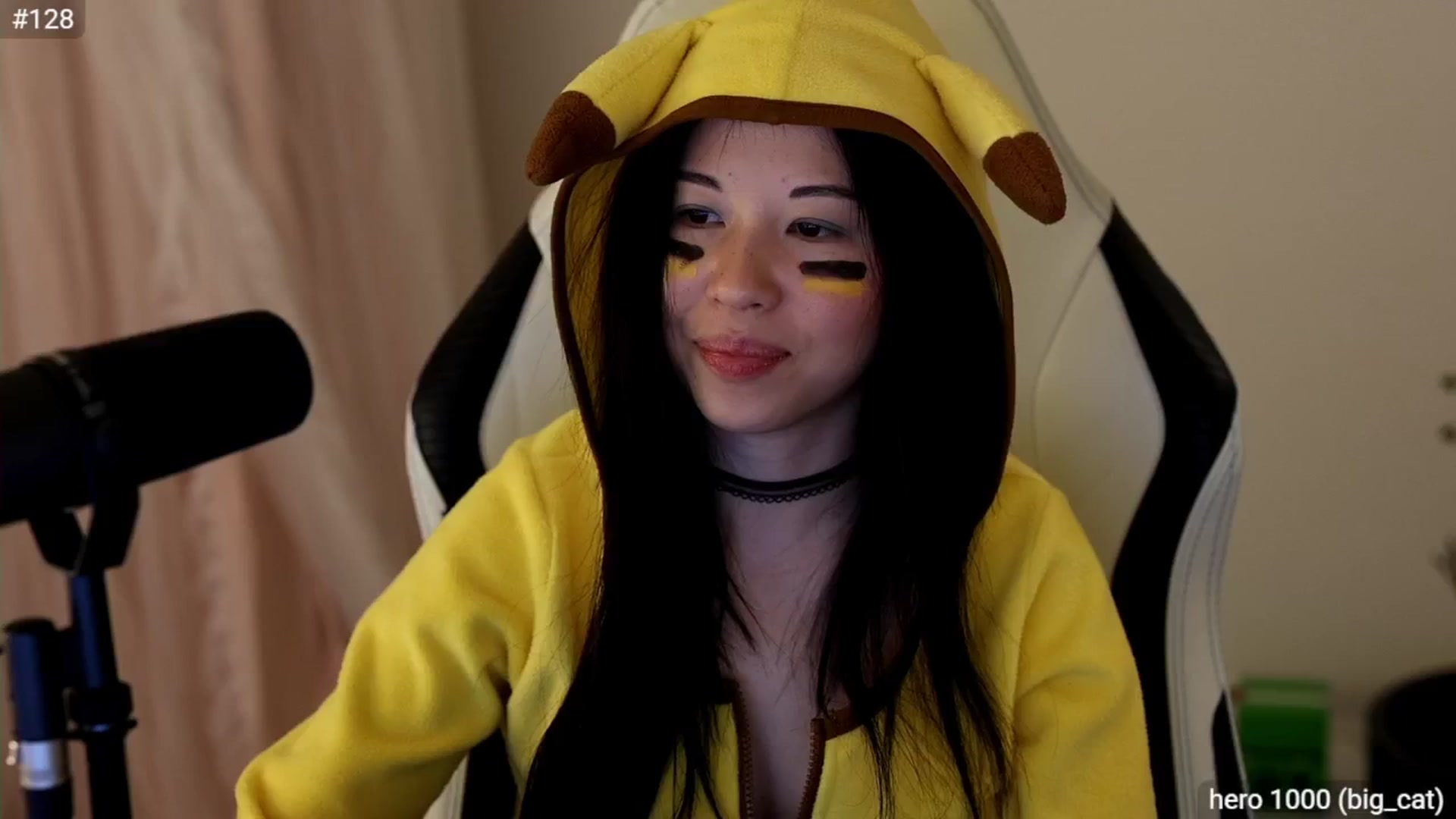 Gallery image thumbnail from daisii's myfreecams stream on, 01/12/2025, 03:35 image 17 of 20