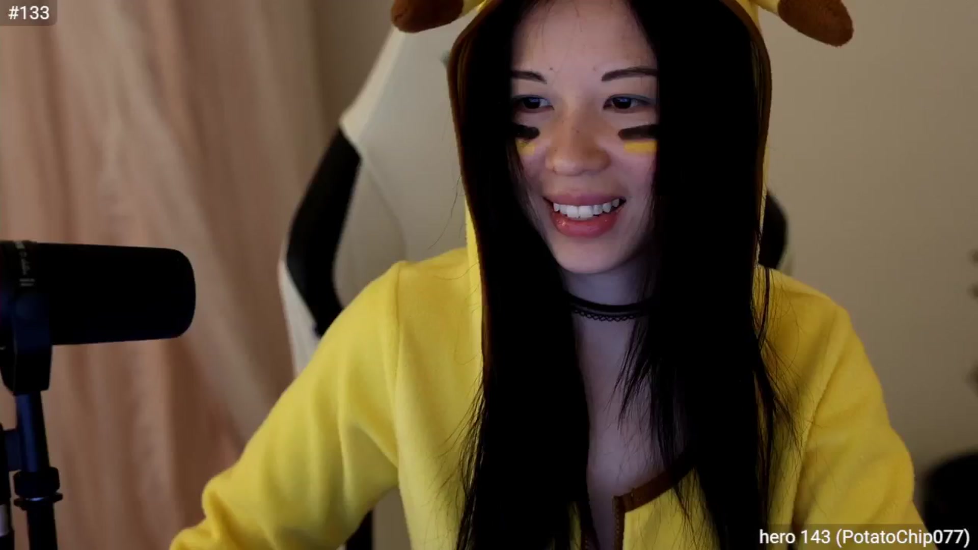Gallery image thumbnail from daisii's myfreecams stream on, 01/12/2025, 03:35 image 11 of 20
